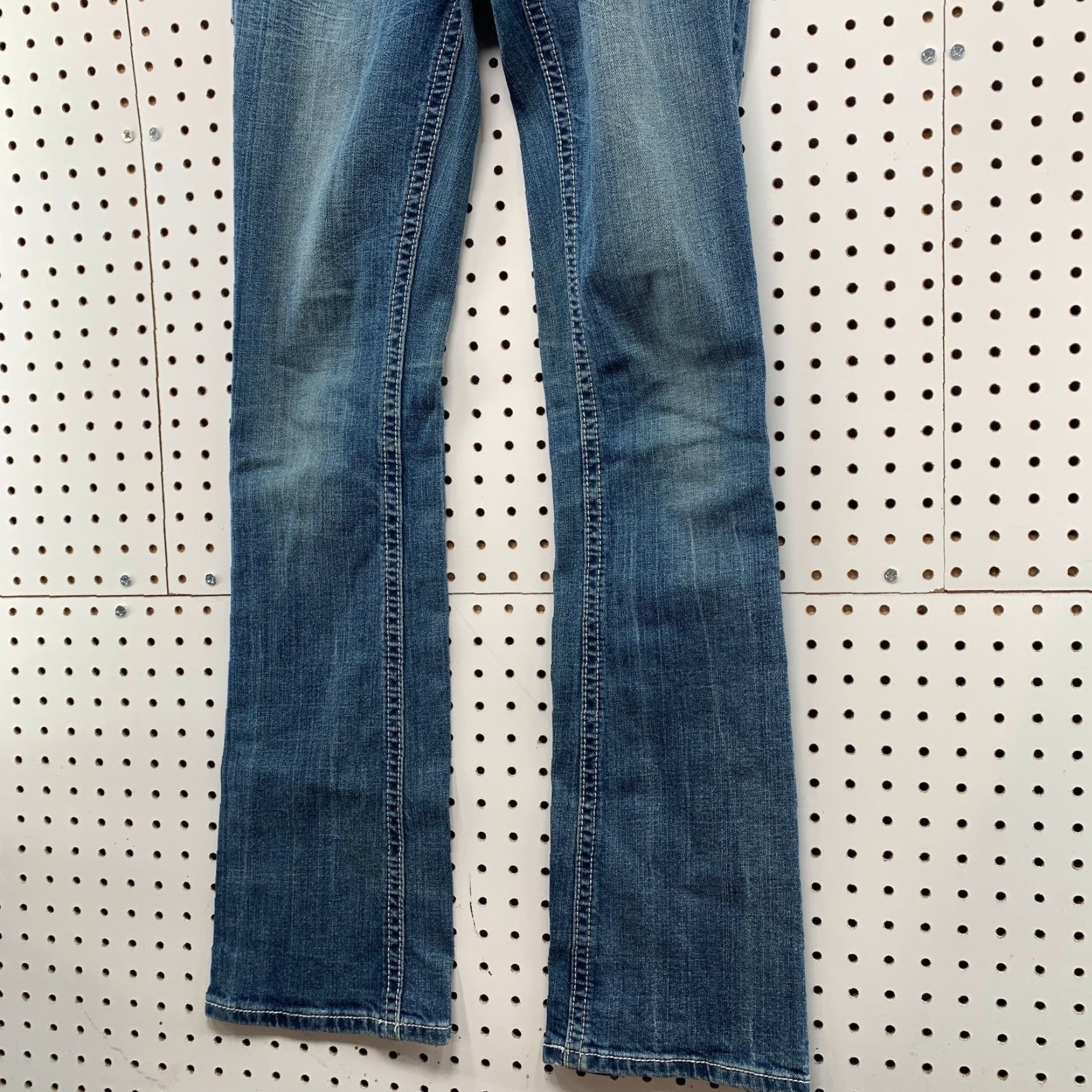 Miss Me Miss Me Jeans Womens Bootcut Denim Size 25 Blue Embellished Stretch 5-Pocket Flap Pocket Y2K Size 42" / US 20 - 4 Thumbnail