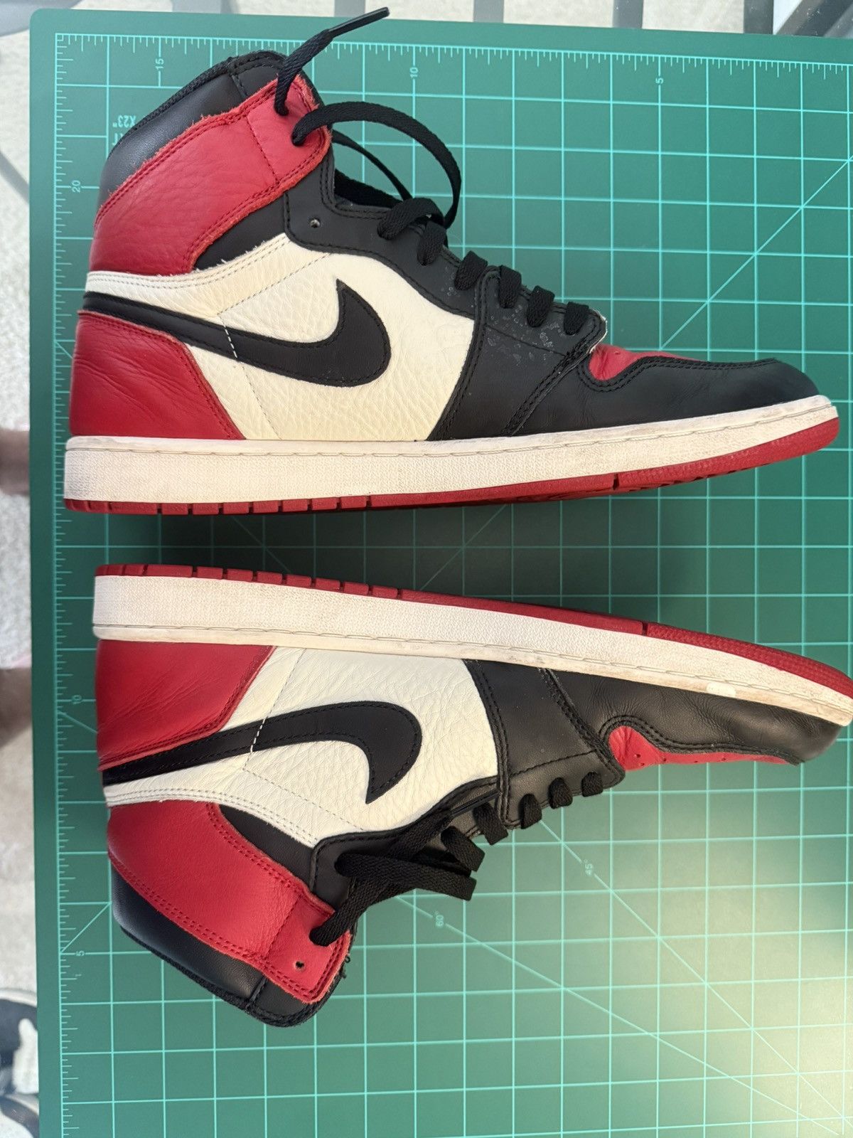 Jordan Brand Jordan 1 Bred Toe Size US 13 / EU 46 - 1 Thumbnail