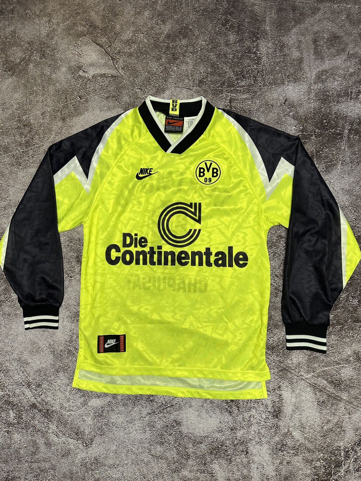 Nike Vintage Nike Borussia Dortmund Chapuisat 9 1995 longsleeve S Size US S / EU 44-46 / 1 - 2 Thumbnail