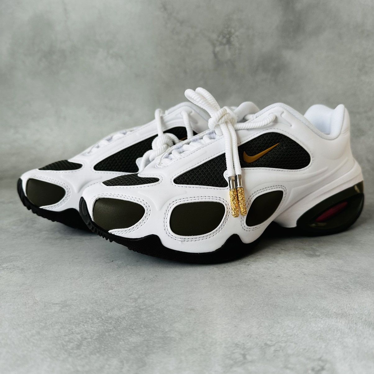 Nike Nike Veneda Carter Wmns Air Max Muse Size US 7.5 / IT 37.5 - 2 Thumbnail
