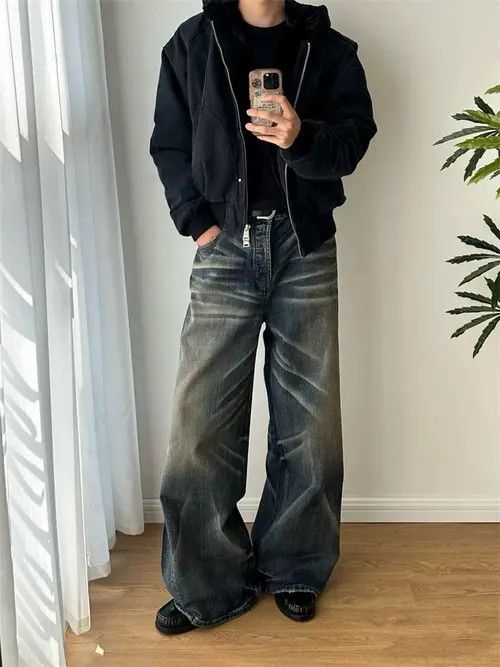 VIBE Baggy Light Wash Wide Leg Denim Jeans Size US 32 / EU 48 - 1 Thumbnail