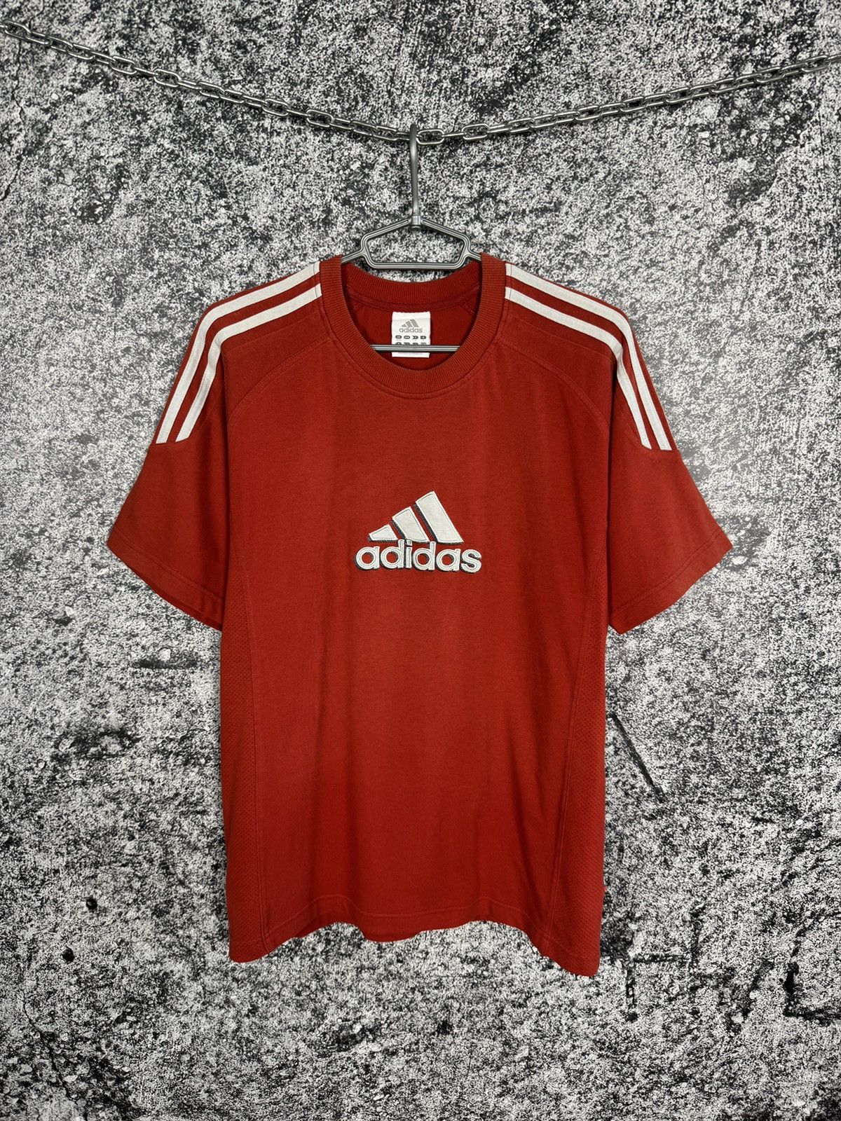 Adidas Men’s Adidas Vintage T-Shirt Big Logo Streetwear Size 38/40 Size US M / EU 48-50 / 2 - 1 Thumbnail