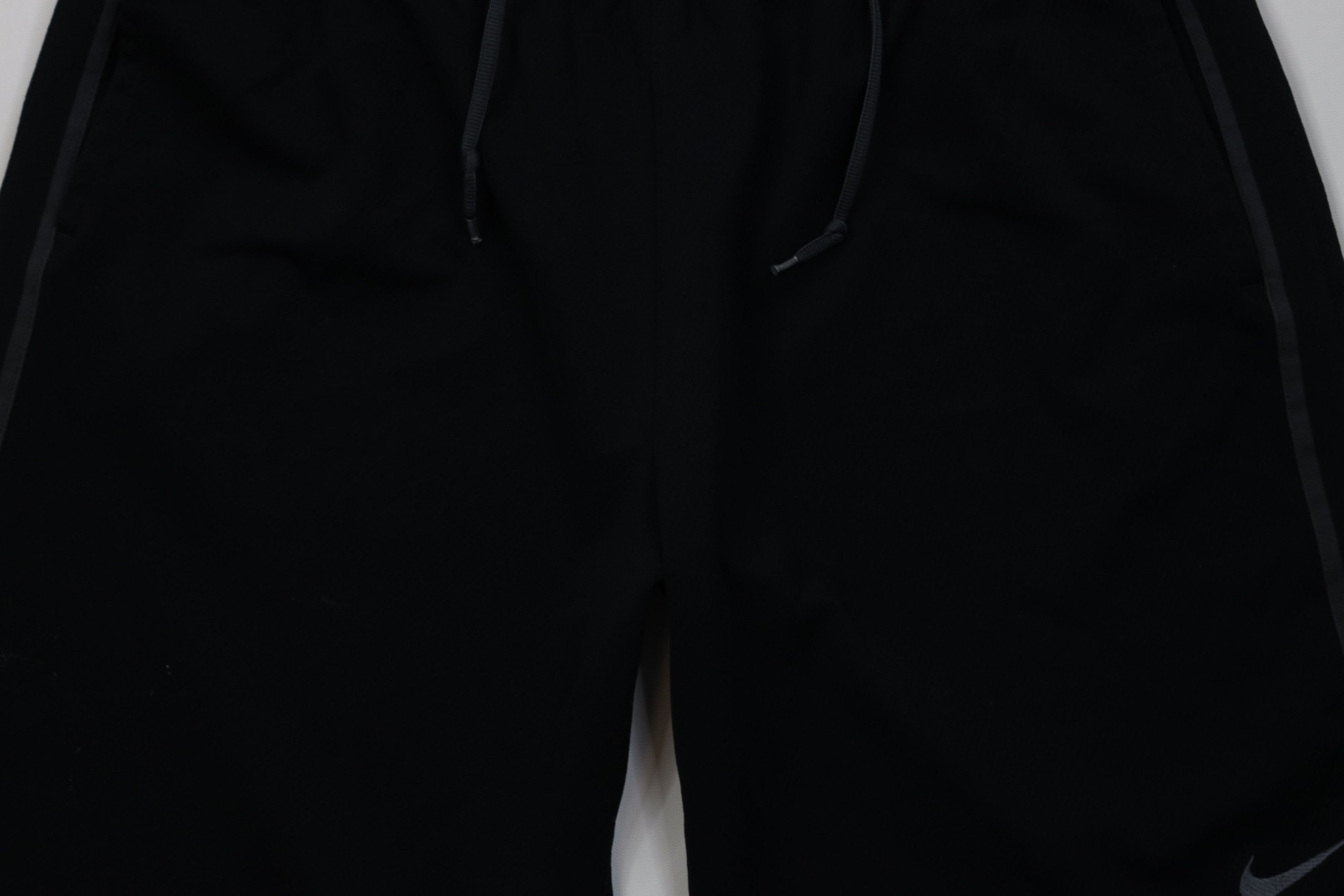 Nike Vintage Y2K Nike Mini Swoosh Above Knee Knit Shorts Black Size US 34 / EU 50 - 3 Thumbnail