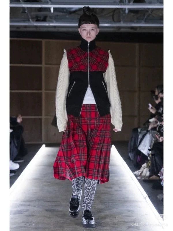 Comme des Garcons Comme Des Garcons size S Skirt Red Plaid Size 24" / US 00 / IT 34 - 3 Thumbnail