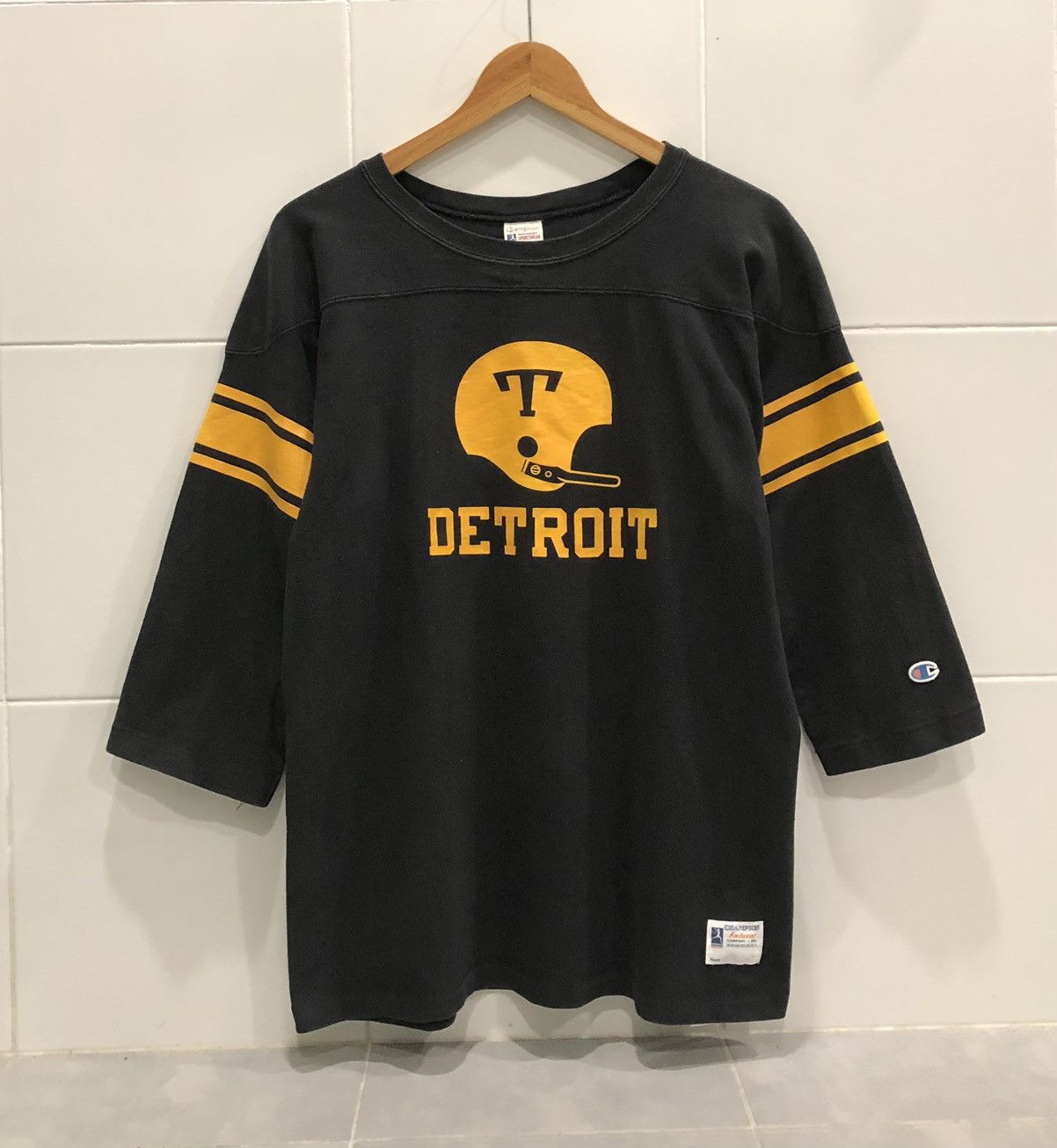 Champion Vintage Champion Detroit Football T-Shirt Size US M / EU 48-50 / 2 - 1 Thumbnail