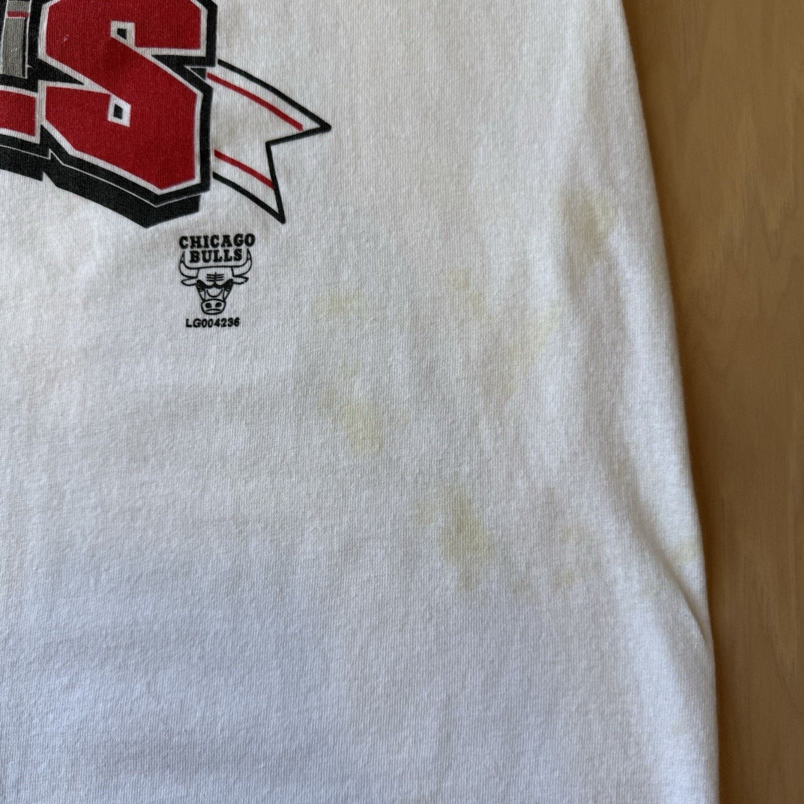Logo 7 × Vintage Vintage Chicago Bulls Shirt XL White 90s Micheal Jordan NBA Size US XL / EU 56 / 4 - 5 Thumbnail