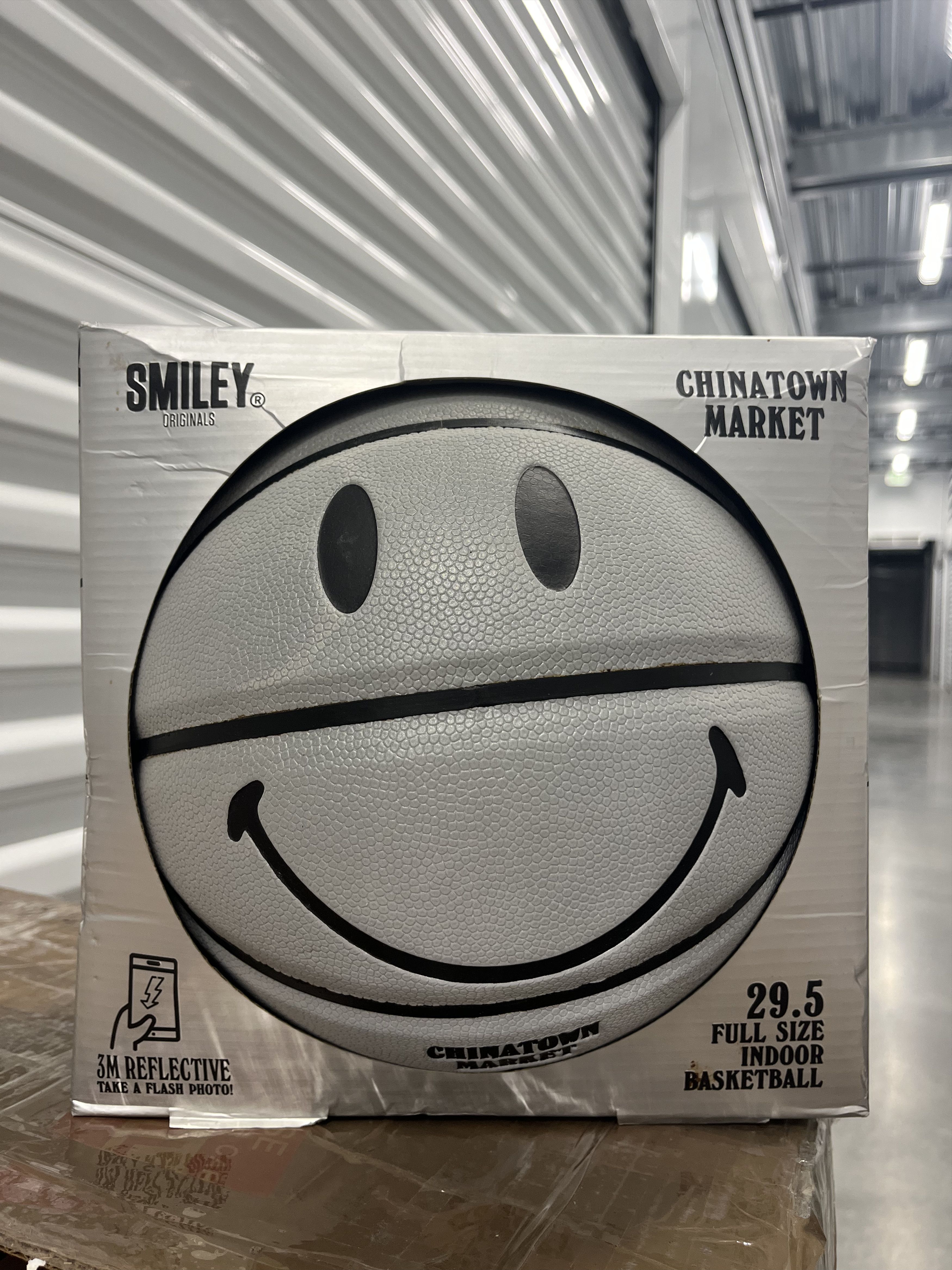 Chinatown Market x Smiley Reflective basketball
