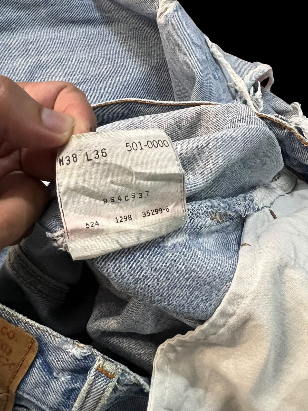 Levi's Vintage Levi’s 501xx Distress Faded Ripped Jean Size US 35 - 19 Thumbnail
