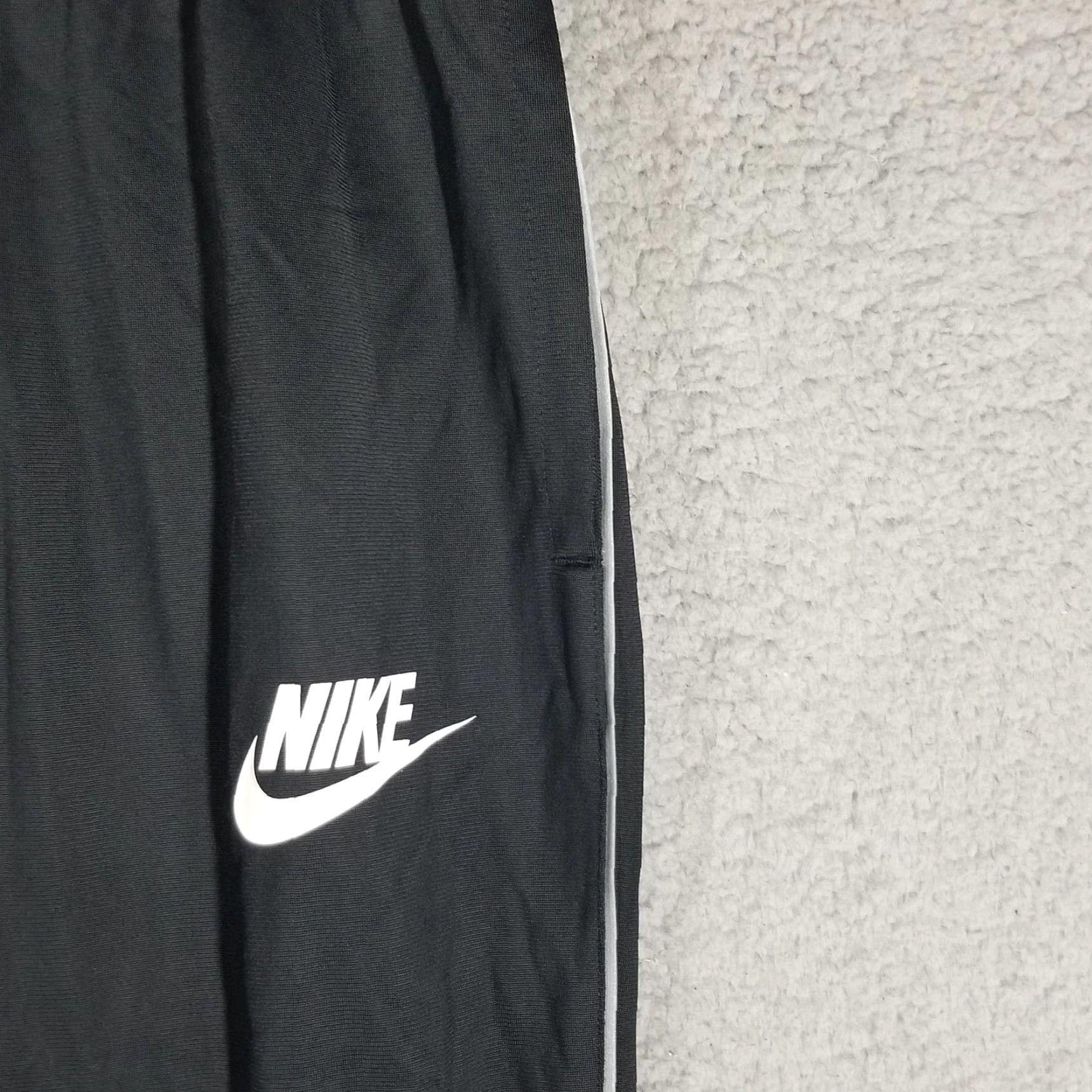 Nike Nike Club Fleece Mens Medium Black Sportswear Joggers Side Stripe Sample CU4369 Size US 31 - 3 Thumbnail