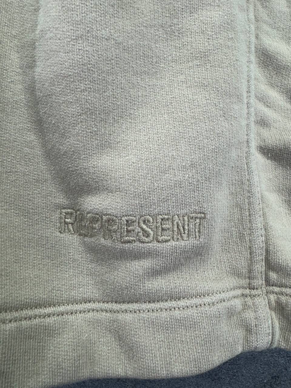 Represent Clo. Represent Blanks Shorts Size US 30 / EU 46 - 2 Thumbnail