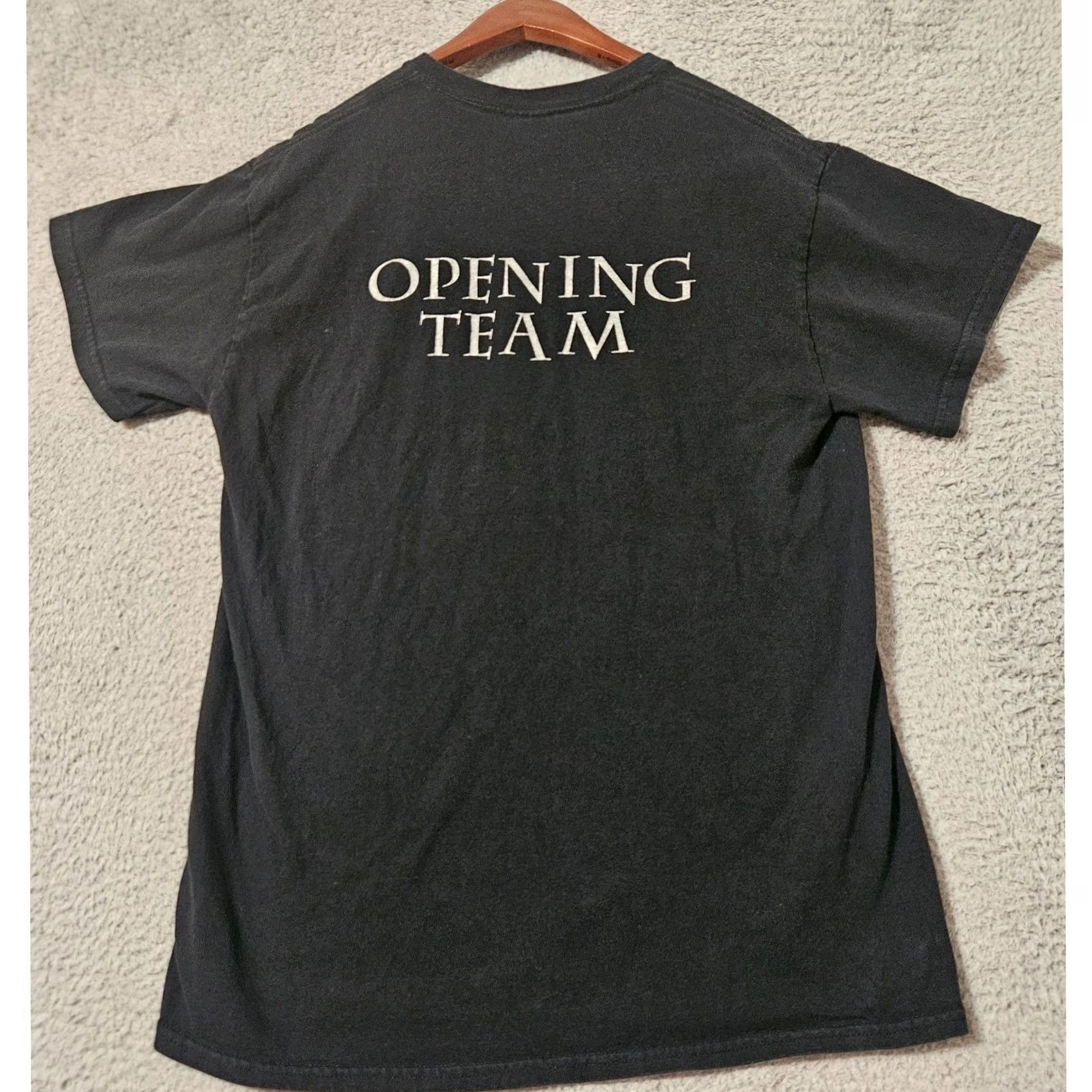 Gildan Harry Potter Wizarding World Diagon Alley Opening Team Shirt Medium Universal Shirt Men Black 90s? Size US M / EU 48-50 / 2 - 2 Thumbnail
