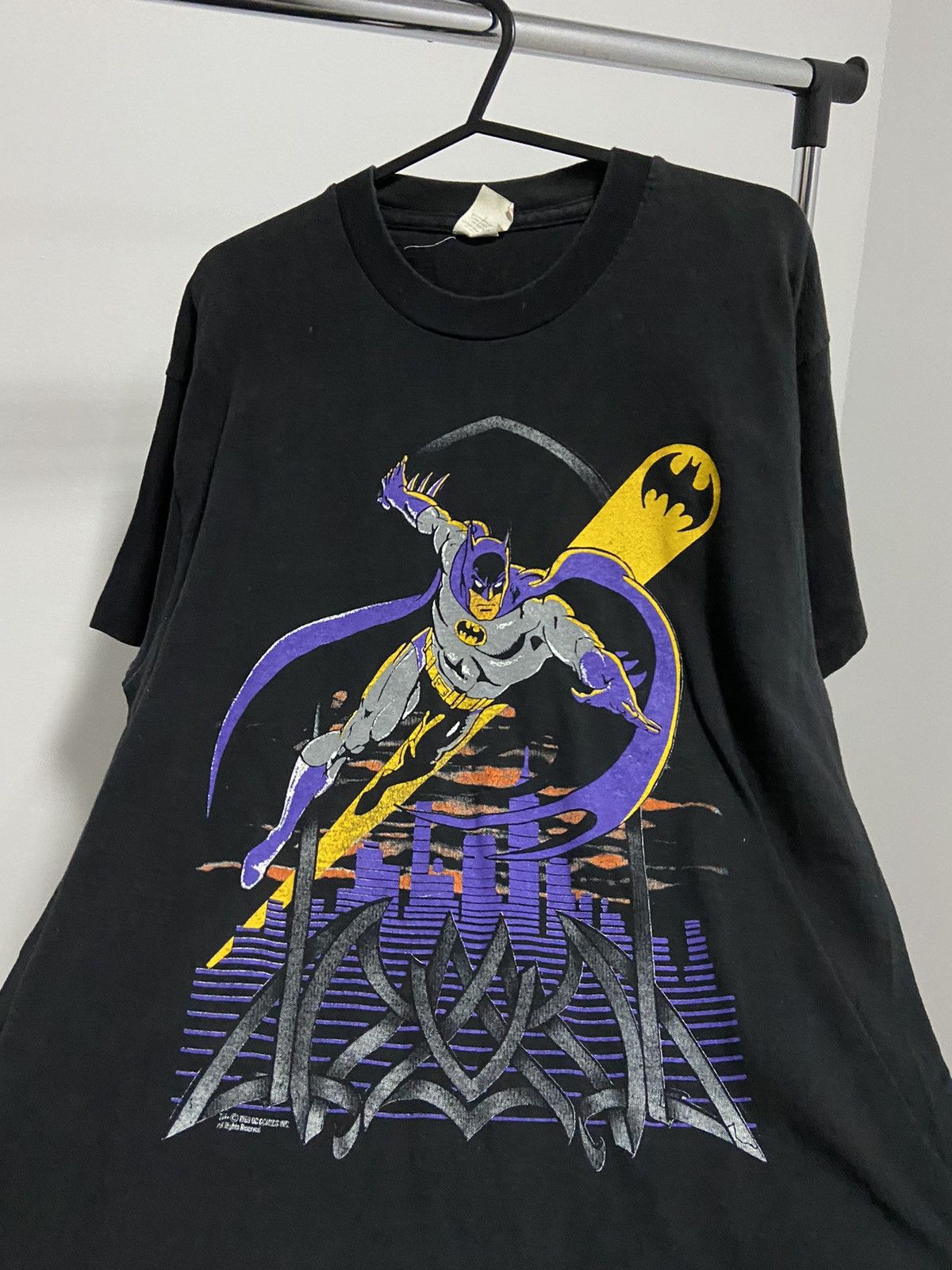 DC × DC Comics Batman 1989 big print logo vintage comics Size US L / EU 52-54 / 3 - 3 Thumbnail