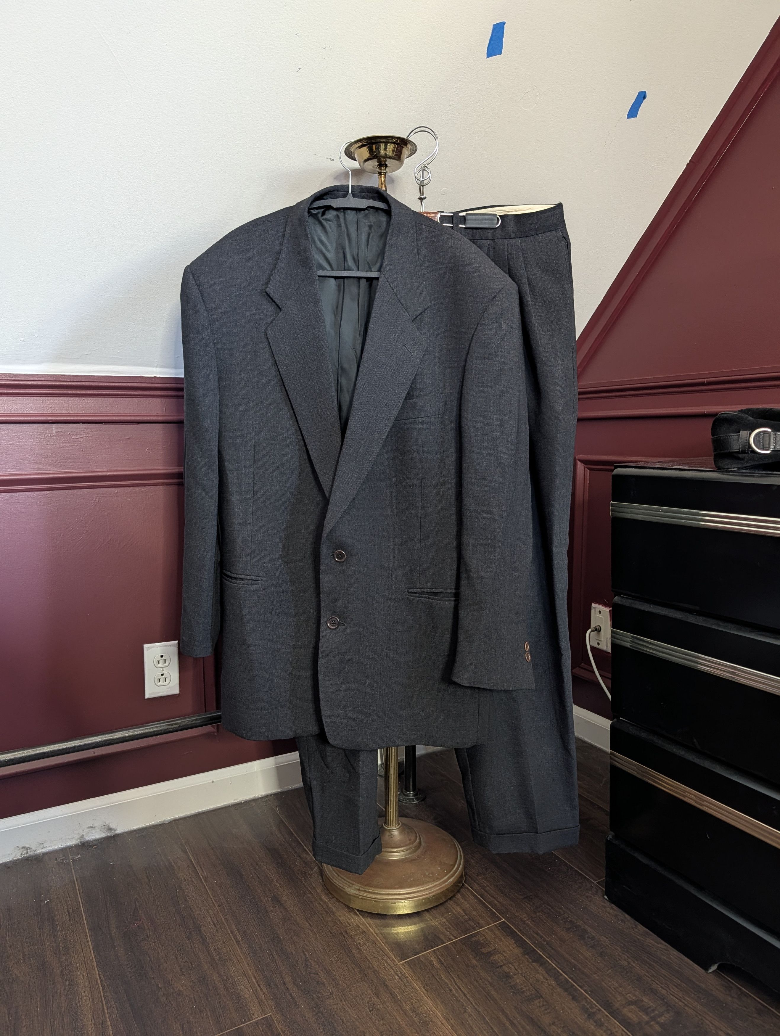 Gianfranco Ferre STUDIO 0001 for Barney's gray plaid heavy wool 2pc suit Size 44R - 1 Thumbnail