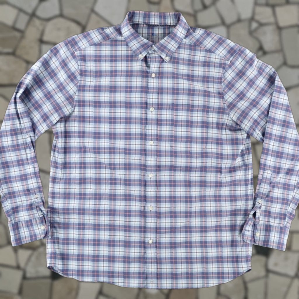 Vineyard Vines Vineyard Vines On The Go Brrr. Plaid Button Down Shirt Blue Men L Shirt Size US L / EU 52-54 / 3 - 1 Thumbnail