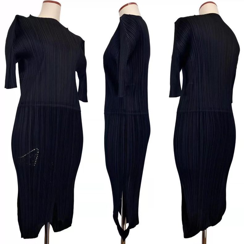 Issey Miyake Issey Miyake size:4 Black pleated magic dress Size S / US 4 / IT 40 - 5 Thumbnail