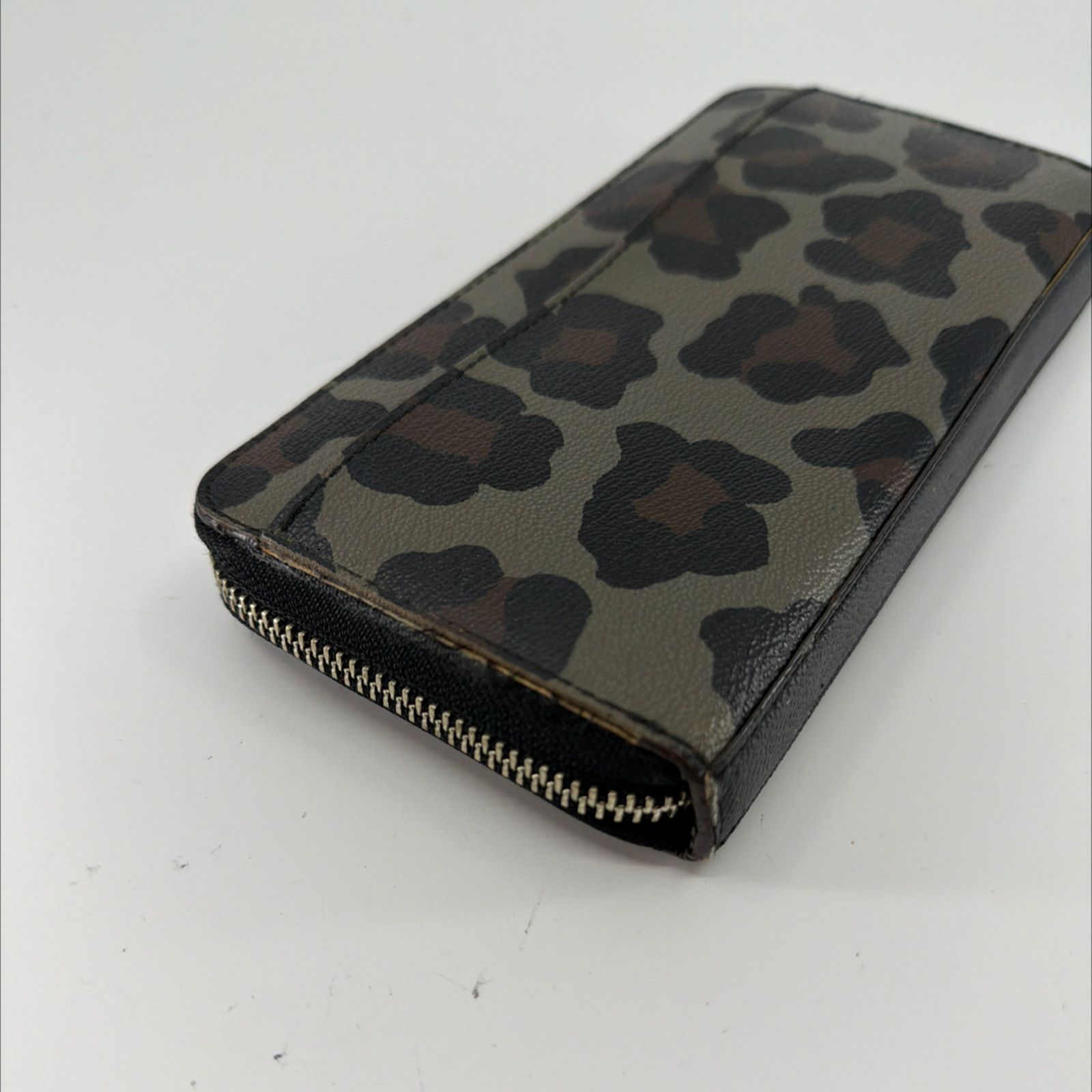 Coach Coach Zip Around Grey Leopard Print Coated Canvas Wallet Size ONE SIZE - 5 Thumbnail