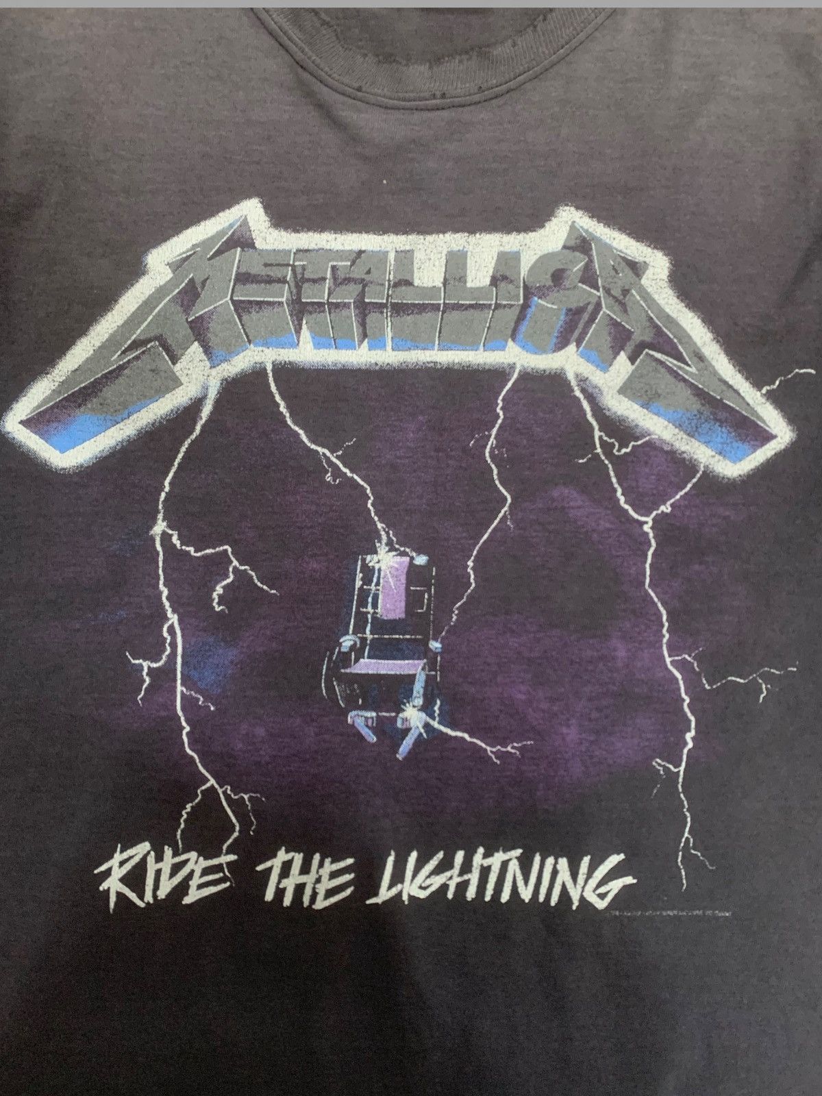 Band Tees Vintage Sunfaded 2000s Metallica Distressed Band Tee Size US L / EU 52-54 / 3 - 9 Thumbnail