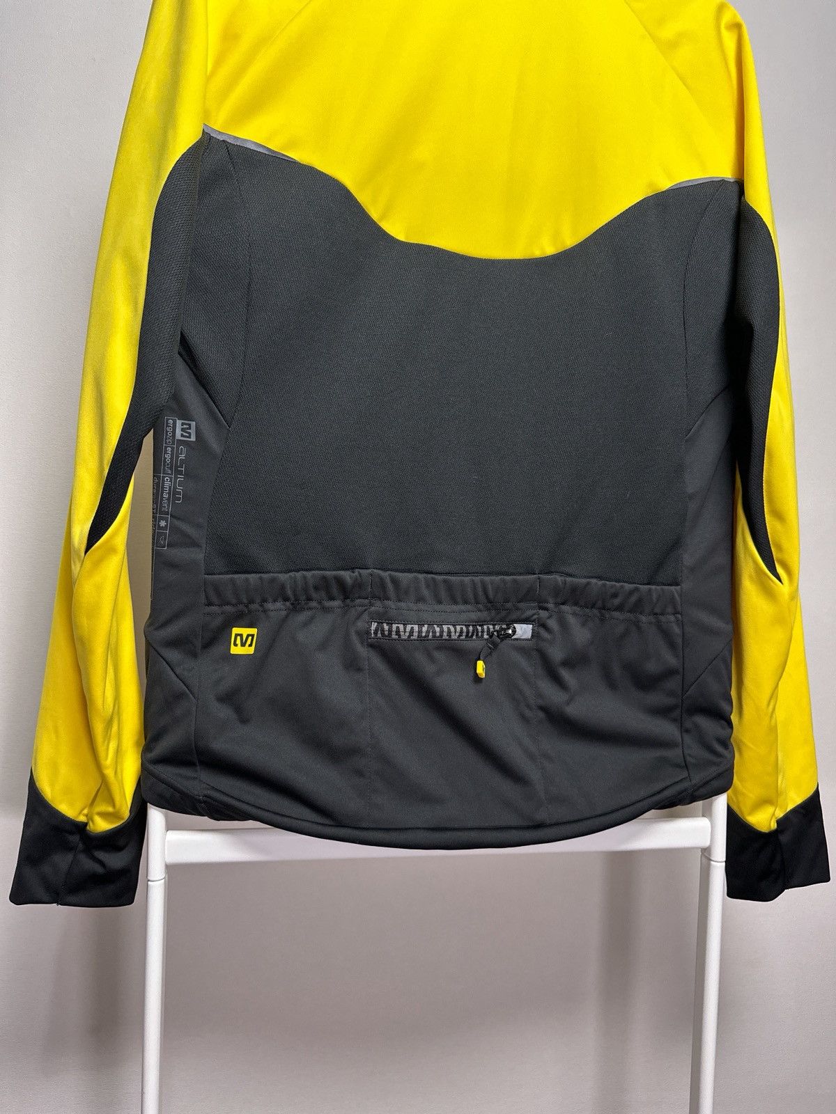 Other Mavic Altium Cycling Jersey Full Zip Jacket Size M Size US M / EU 48-50 / 2 - 9 Thumbnail