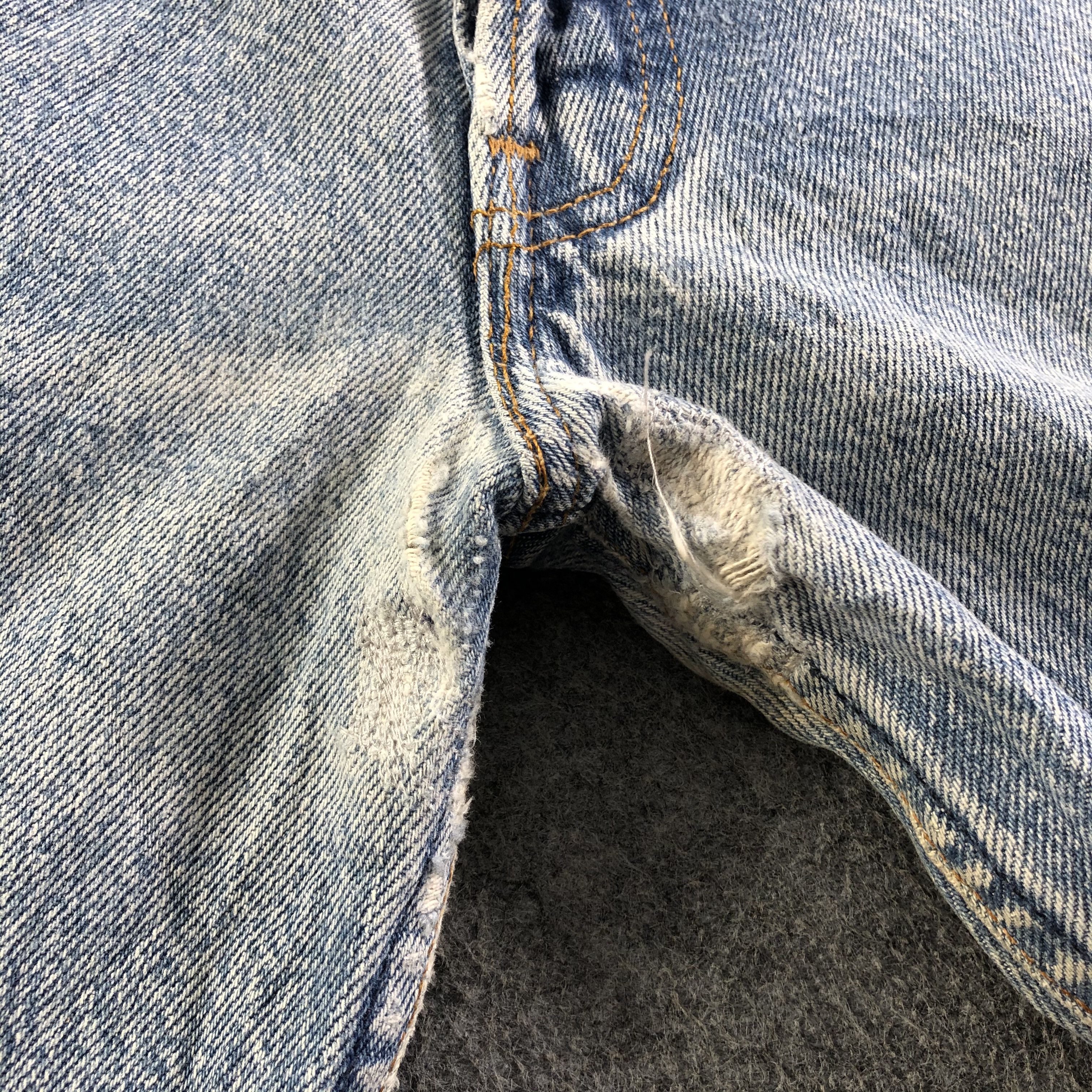 Levi's 90s Vintage Blue Wash Levis 501 Jeans-J3606 Size US 28 / EU 44 - 11 Thumbnail