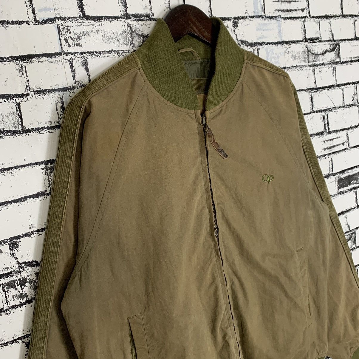 Ocean Pacific Ocean Pacific Bomber Jacket Corduroy Jacket Size US L / EU 52-54 / 3 - 5 Thumbnail