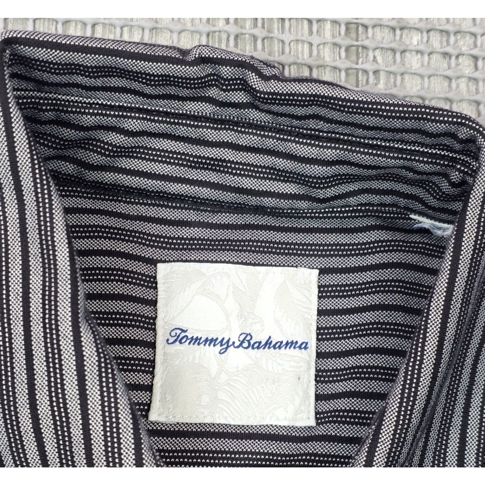 Tommy Bahama Tommy Bahama Polo Carolina Panthers Shirt Men L Gray Stripe Short Sleeve Stretch Size US L / EU 52-54 / 3 - 7 Thumbnail