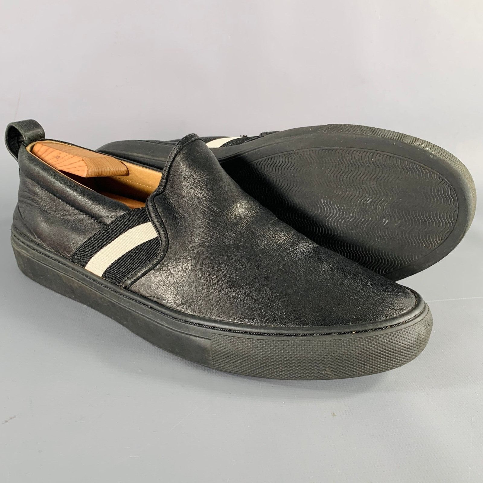 Bally BALLY Size 9.5 Black White Stripe Leather Slip On Loafers Size US 9.5 / EU 42-43 - 5 Thumbnail