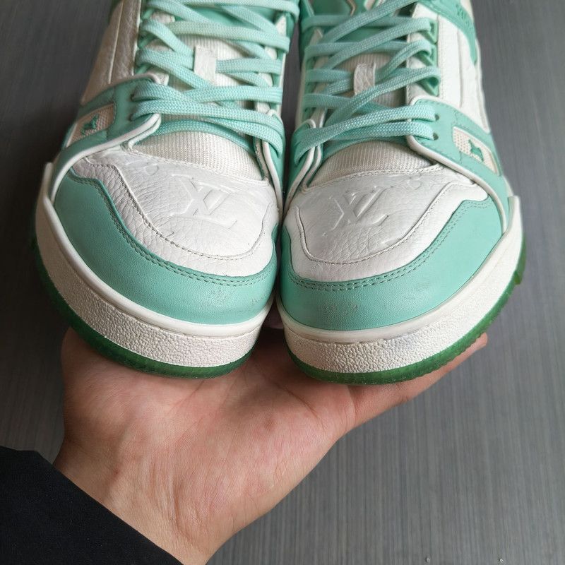 Louis Vuitton Louis Vuitton Trainer Low-Top Sneakers in Tiffany Green -25 Size US 7 / IT 37 - 6 Thumbnail