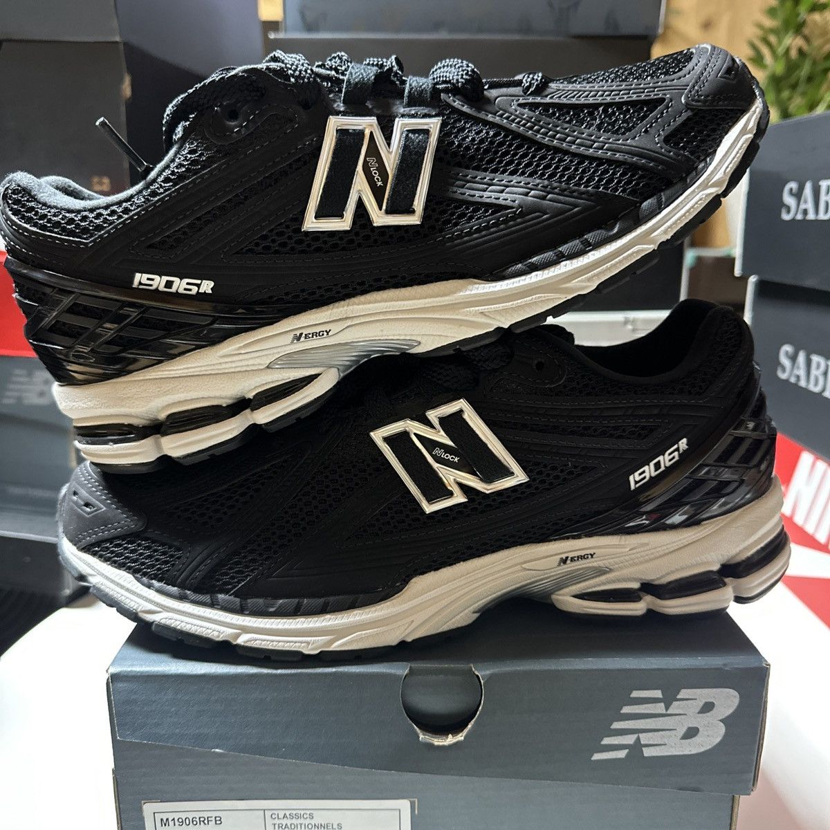 New Balance *NEW* Size 11 Men US. New Balance 1906R black/ White Size US 11 / EU 44 - 2 Thumbnail