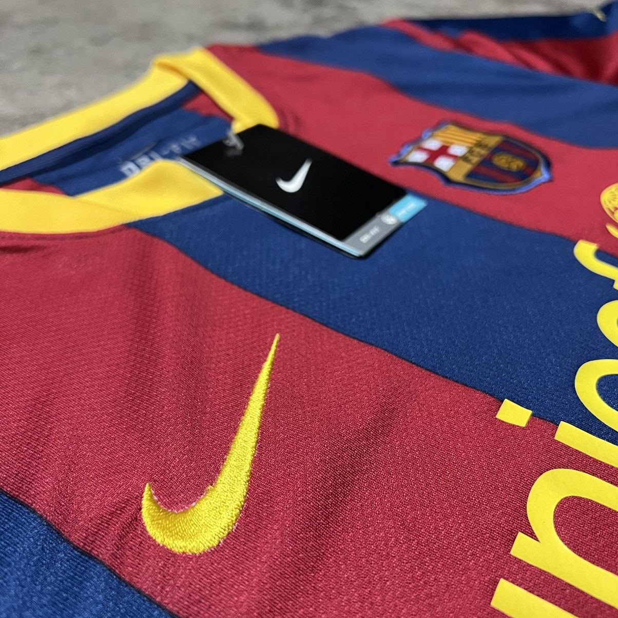 Nike F.C. Barcelona Authentic Nike Dri-Fit Soccer Jersey Size US XL / EU 56 / 4 - 5 Thumbnail