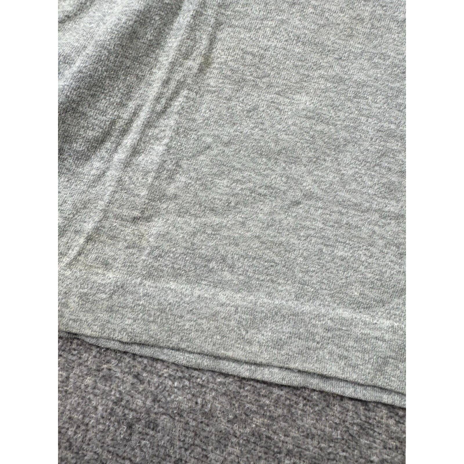 Vintage VINTAGE Hanes Heavyweight 50/50 Top Gun Graphic Tee L Gray Mens 1990s Short Sleeve Cotton Blend Size US L / EU 52-54 / 3 - 6 Thumbnail