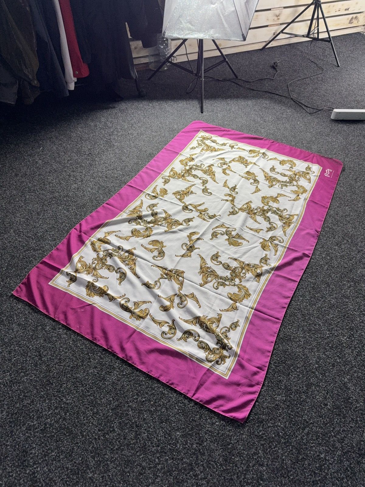 Vintage Maryan Mehlhorn Baroque Silk Scarf Pink Gold Print Size ONE SIZE - 1 Thumbnail