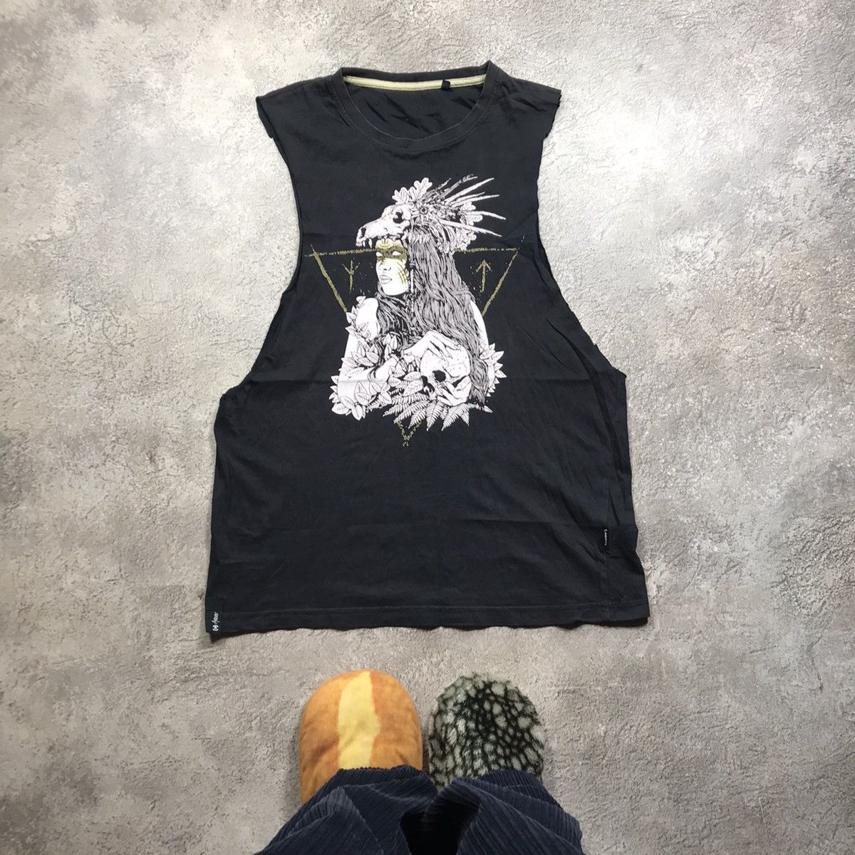 Vintage Vintage 90s Graphic Tank Top Punk Underground Art Y2K XL Size US XL / EU 56 / 4 - 1 Thumbnail