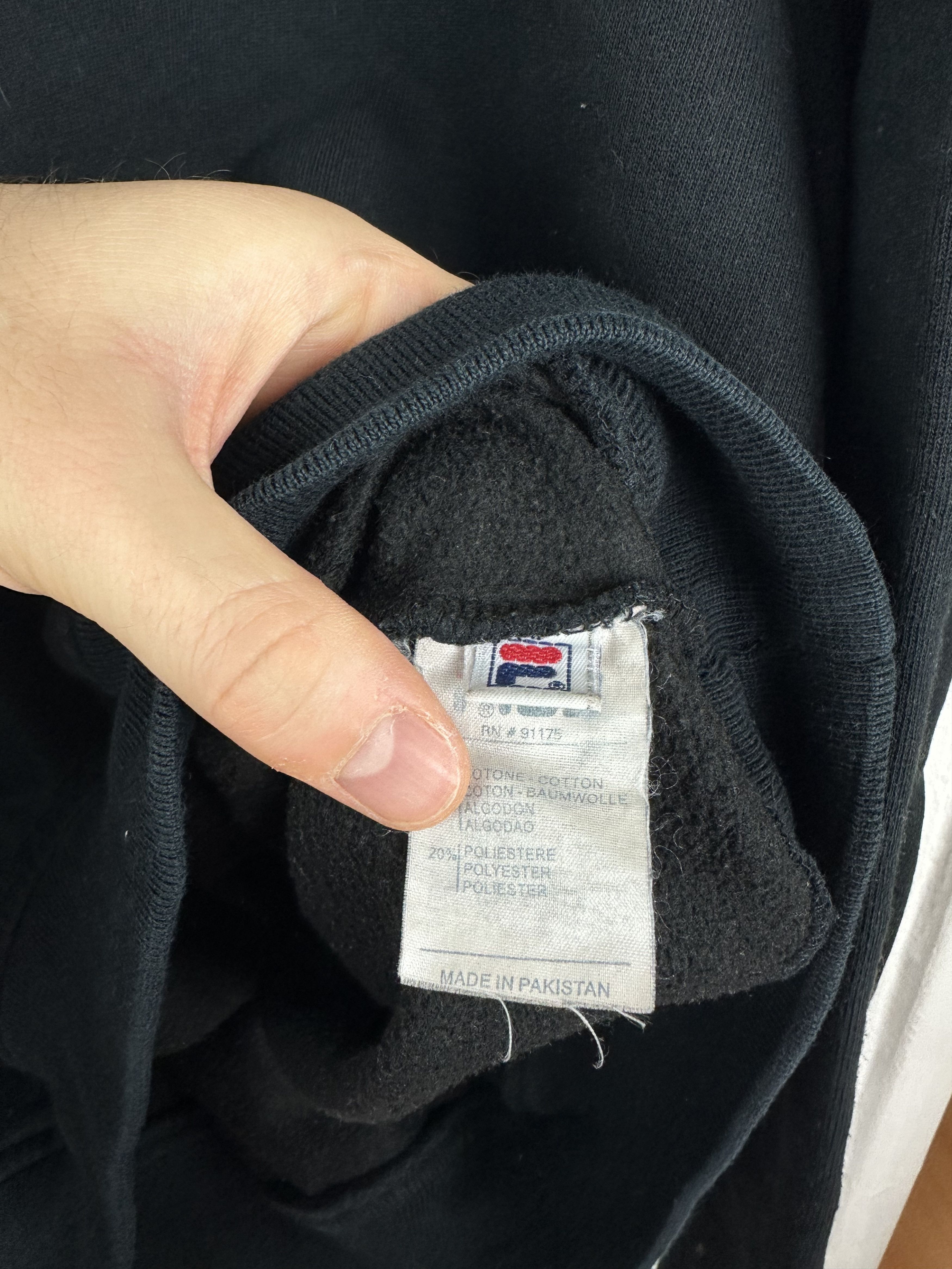 Fila × Vintage Vintage Fila Sweatshirt Crewneck Y2k Rare HYpe Size US M / EU 48-50 / 2 - 6 Thumbnail