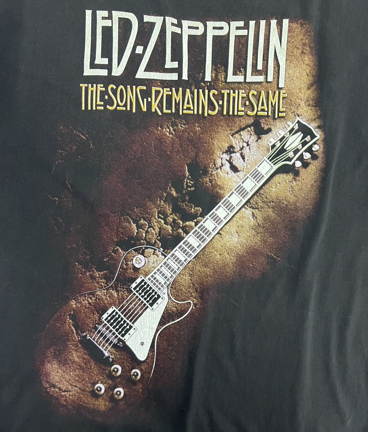 Band Tees LED-ZEPPELIN THE SONG REMAINS THE SAME SHIRT Size US XL / EU 56 / 4 - 5 Thumbnail