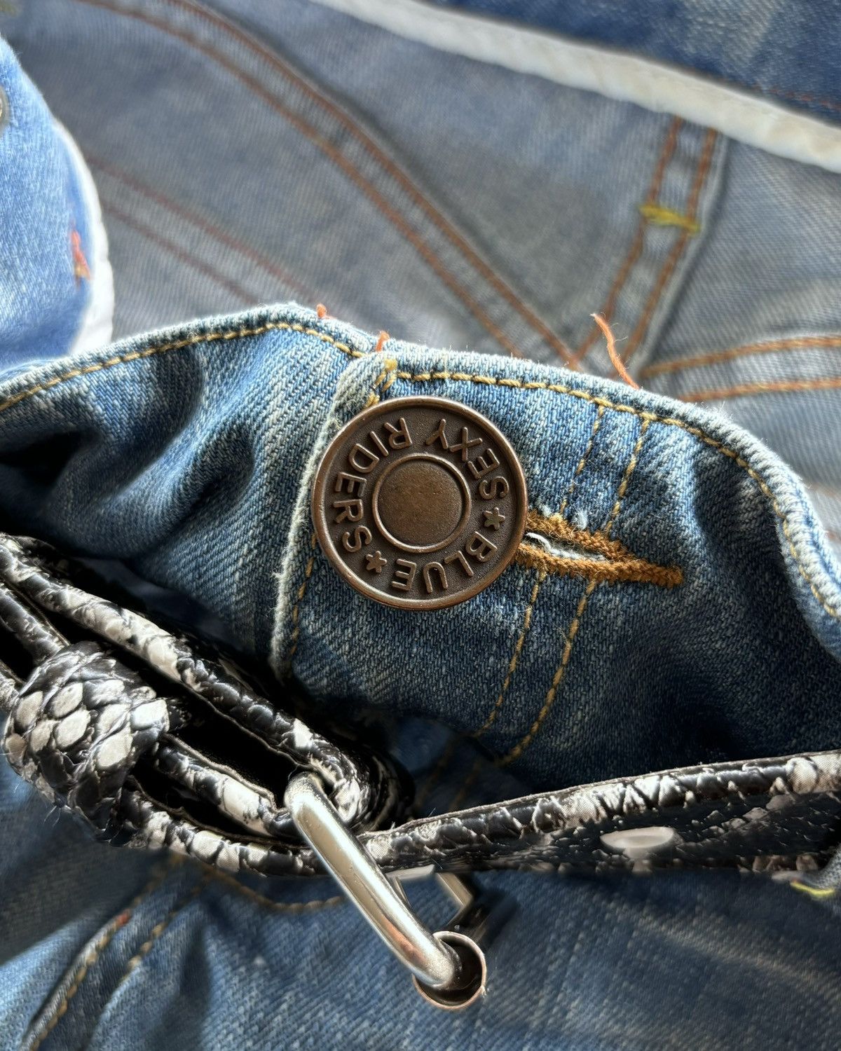 Blue Blue Japan × Japanese Brand Blue Blue Japan Flared Denim Jeans Size US 29 - 5 Thumbnail