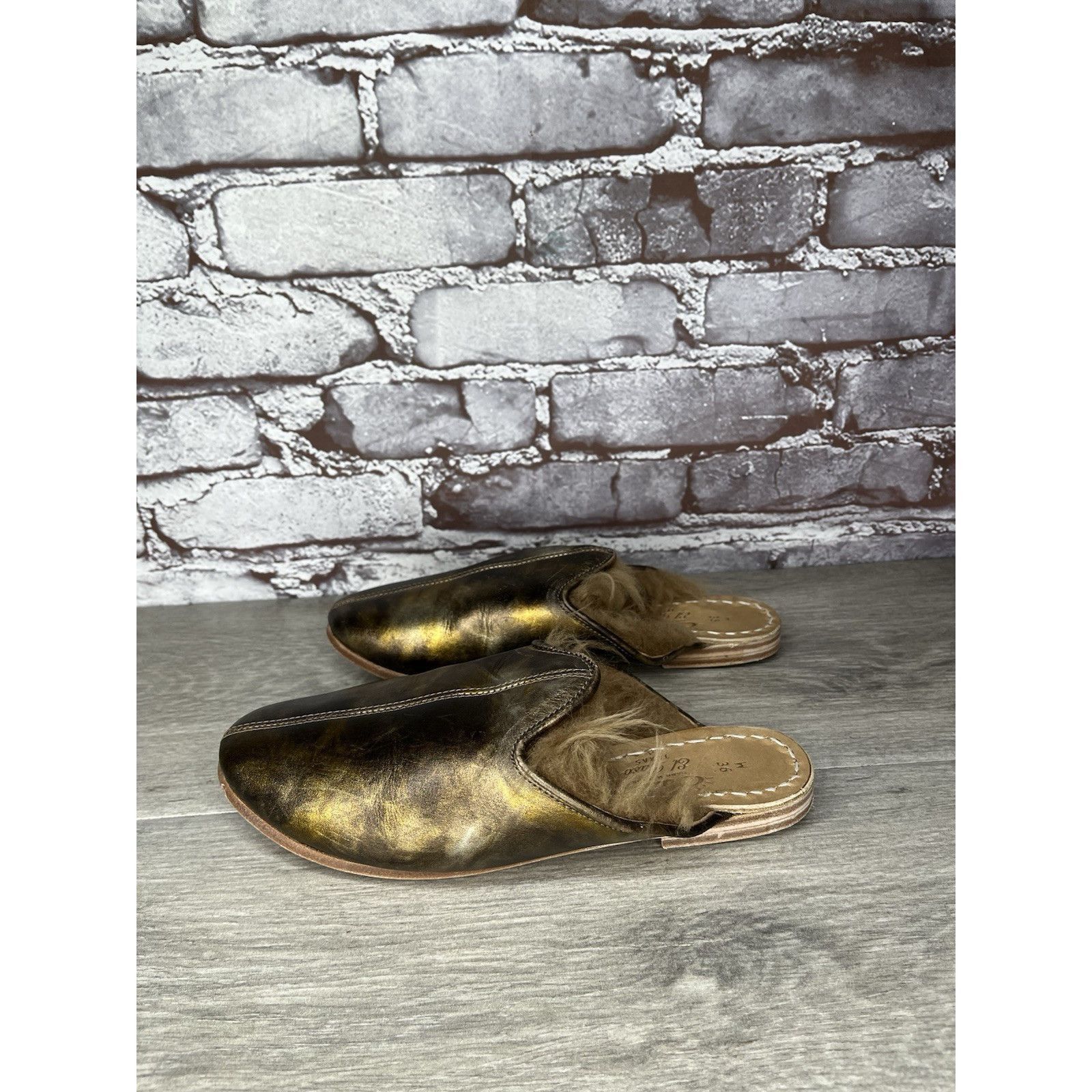 Saba Sabah Baba Big Bend Olive Shearling Bronze Slippers Mules Fl Size US 6 / IT 36 - 12 Thumbnail