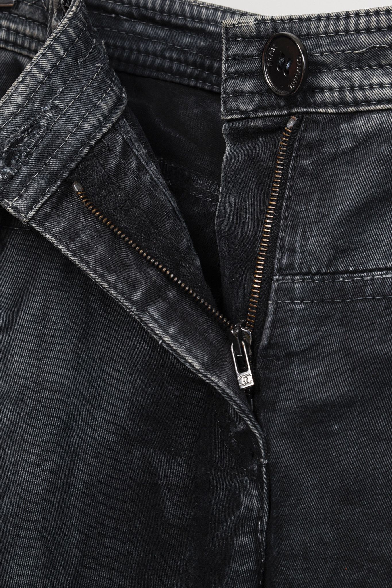 Chanel Chanel Black Grey Wrinkled "Distressed" Finish Bootcut Jeans Size 27" / US 4 / IT 40 - 10 Thumbnail