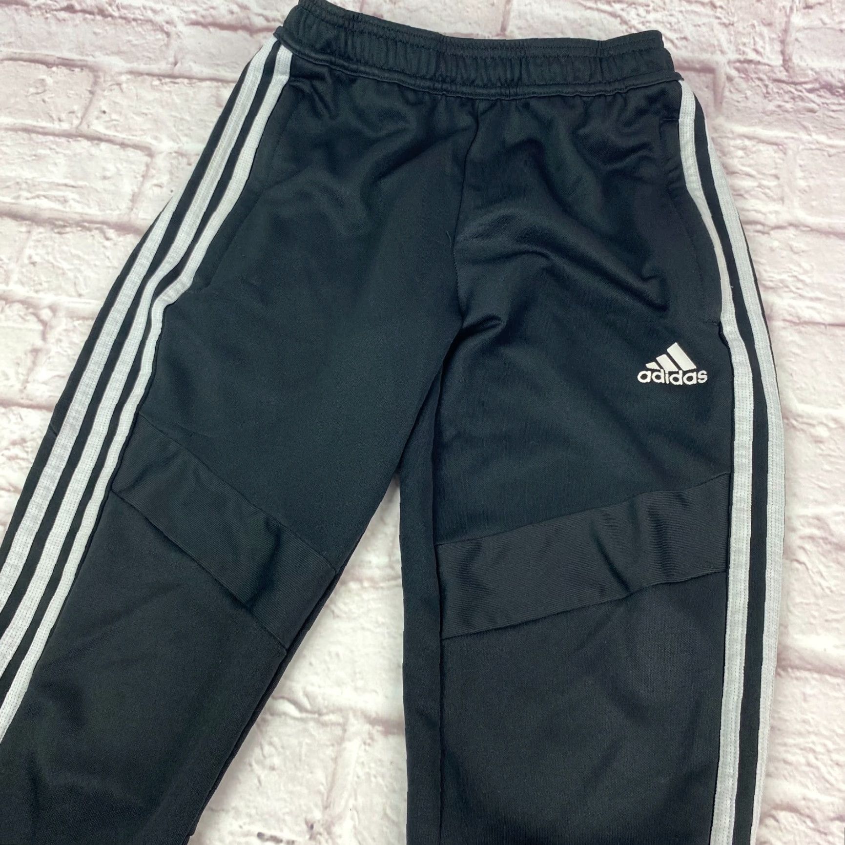 Adidas Adidas Track Sweatpants Teens M Black Logo Athletic Ankle Zip Pants Size 32" / US 10 / IT 46 - 4 Thumbnail