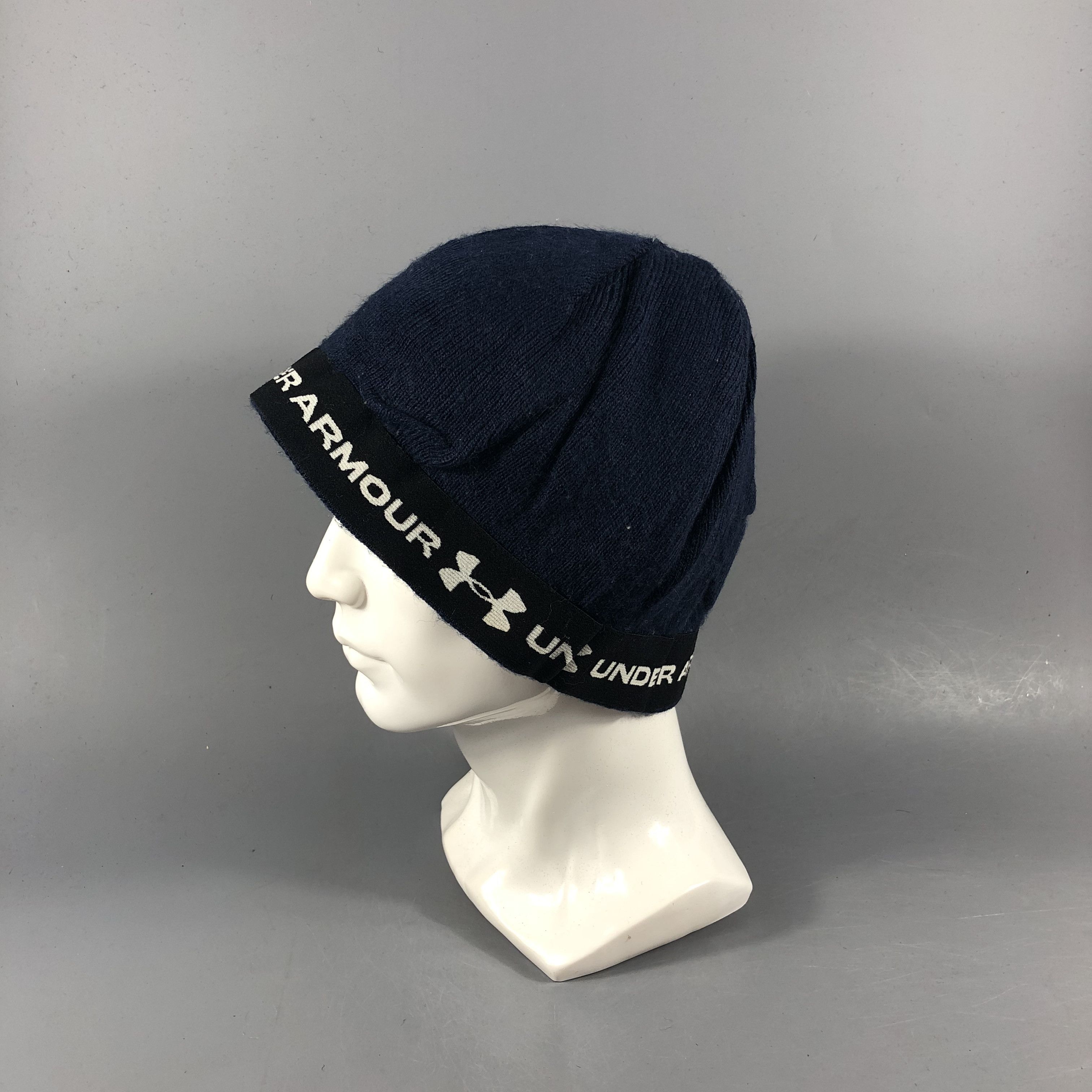 Under Armour Under Armour Beanie Snowcap Snow Hat B988 Size ONE SIZE - 2 Thumbnail