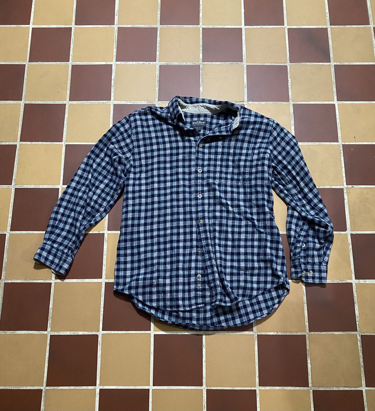 Woolrich Woolen Mills Vintage Woolrich Plaid Flannel Botton up shirt Size US L / EU 52-54 / 3 - 1 Thumbnail