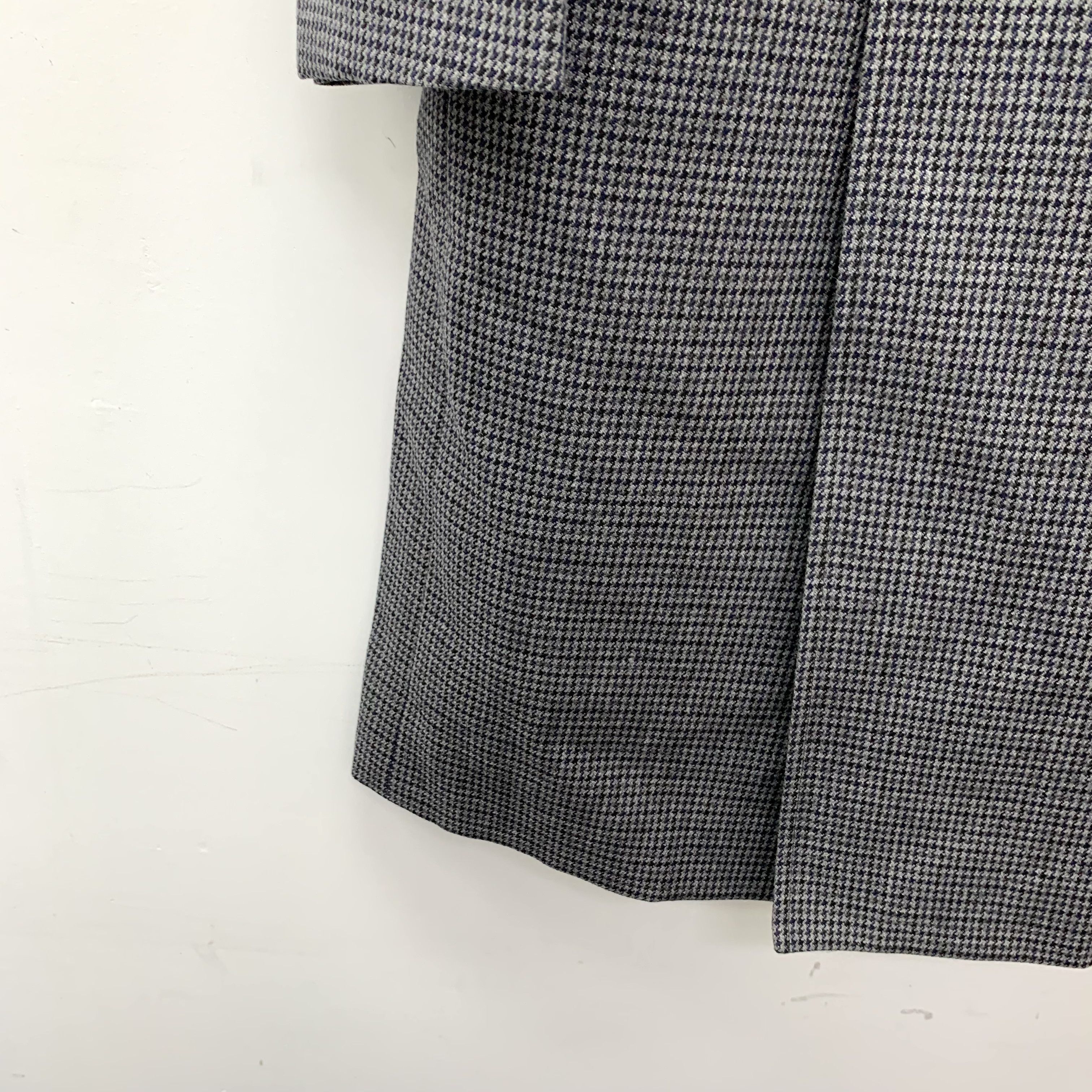 Dior Dior Grey Houndstooth Wool Double-Breasted Coat (Size 46) Size US S / EU 44-46 / 1 - 6 Thumbnail