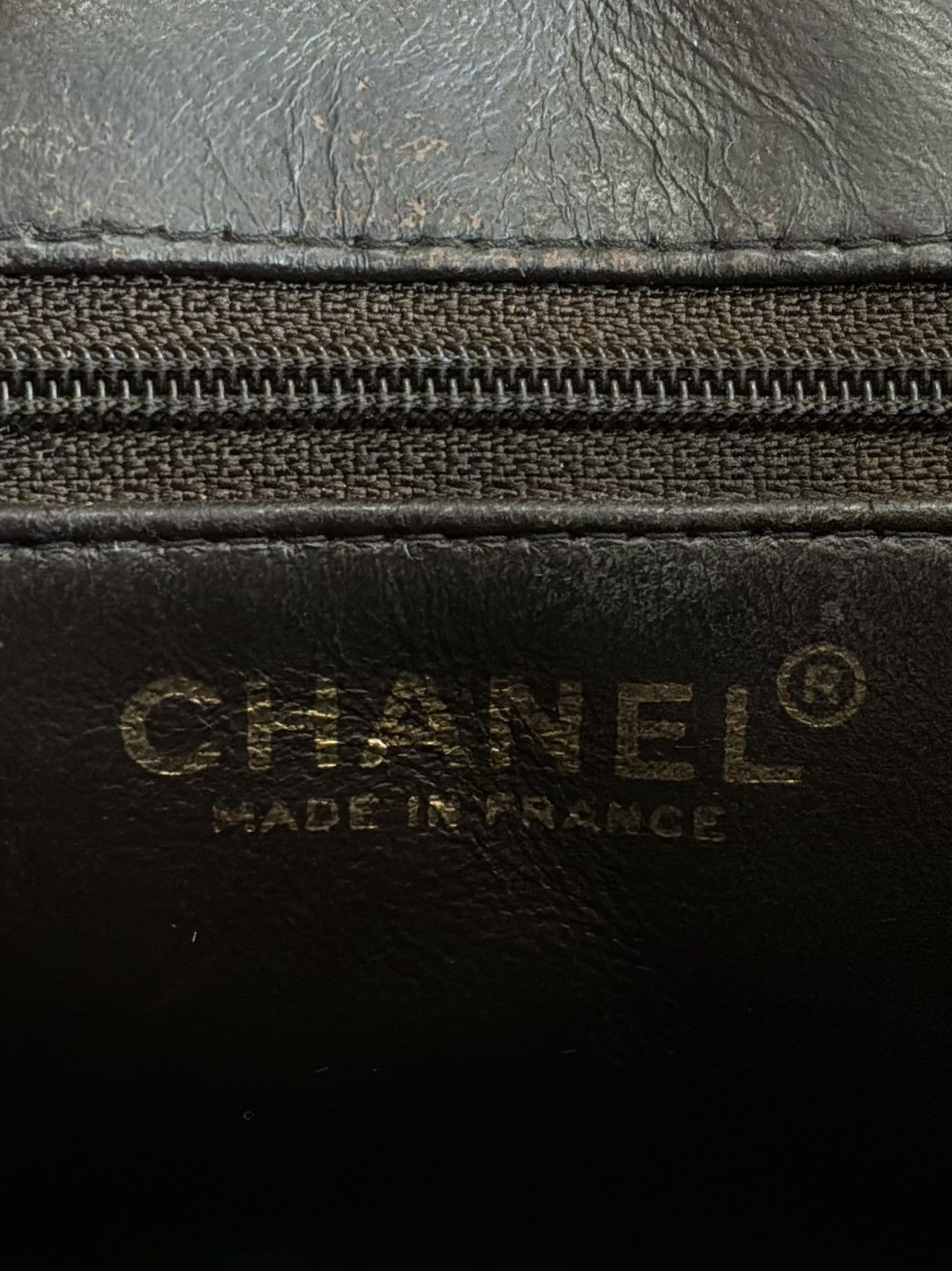 Chanel 2001 - Chanel Quilted Caviar Medallion Bag Size ONE SIZE - 20 Thumbnail