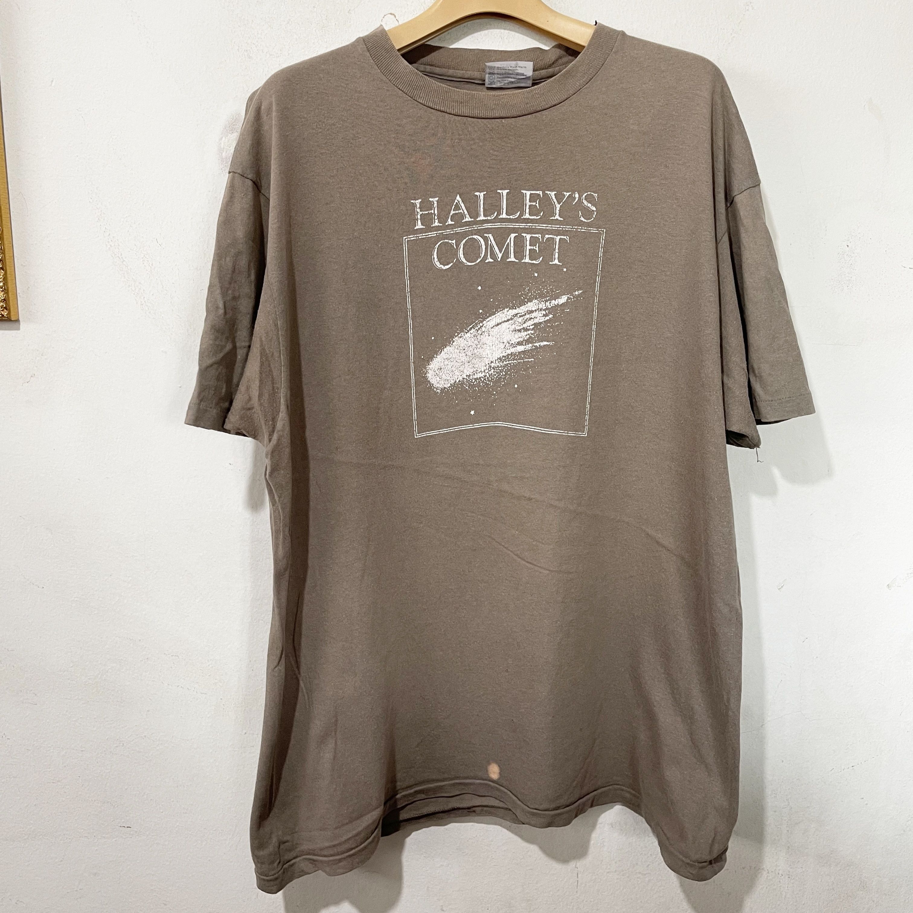 Vintage Vintage 90s Halley’s Comet T-Shirt Size US L / EU 52-54 / 3 - 1 Thumbnail