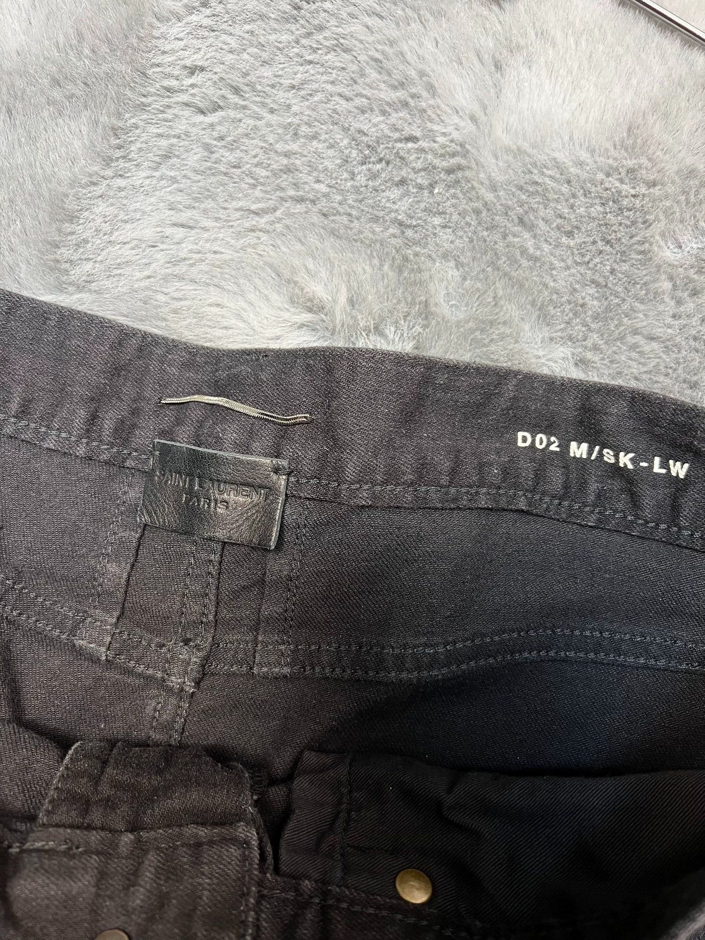 Saint Laurent Paris Authentic Saint Laurent black basic jeans with knee cuts Size US 32 / EU 48 - 4 Thumbnail