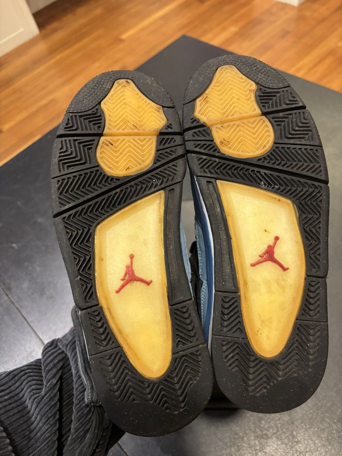 Jordan Brand Jordan Brand X Travis Scott Jordan 4 Retro ‘Cactus Jack’ Size US 8.5 / EU 41-42 - 5 Thumbnail