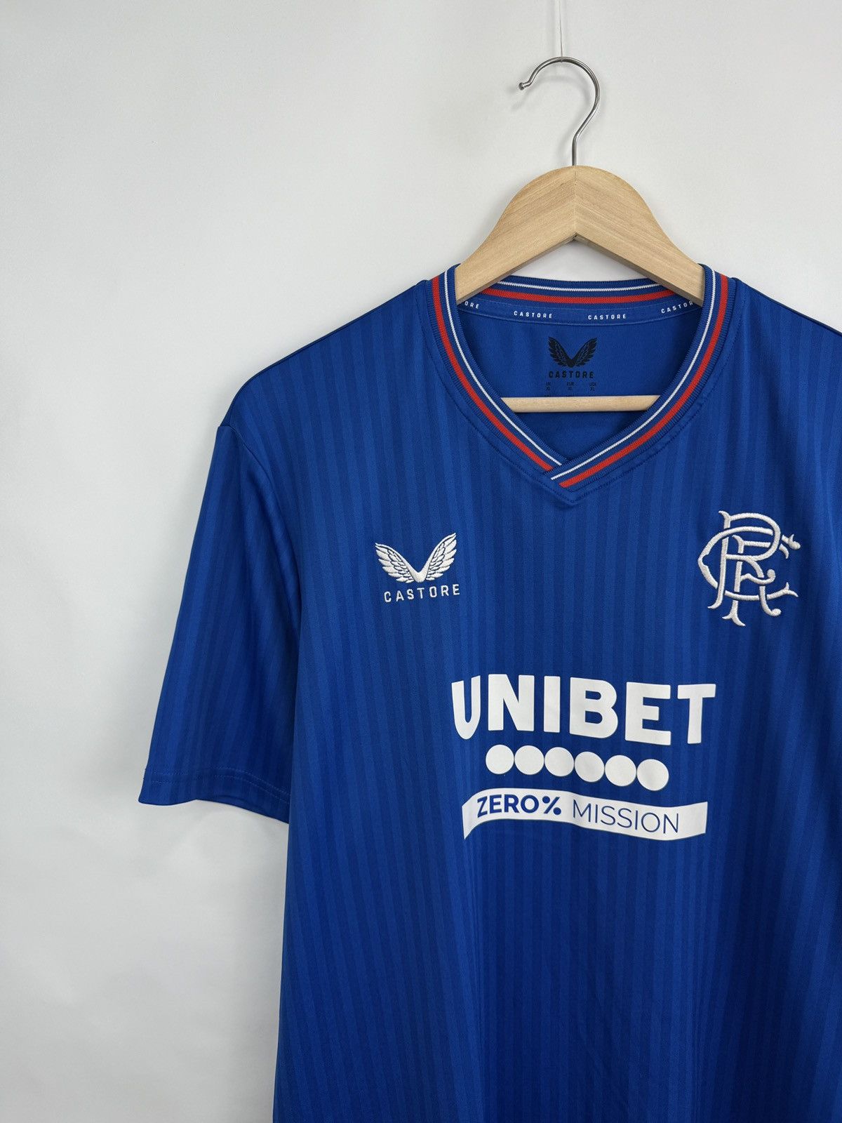 Castore 🏴󠁧󠁢󠁳󠁣󠁴󠁿 Y2K Castore Glasgow Rangers Jersey Blokecore Rare Hype Size US XL / EU 56 / 4 - 2 Thumbnail
