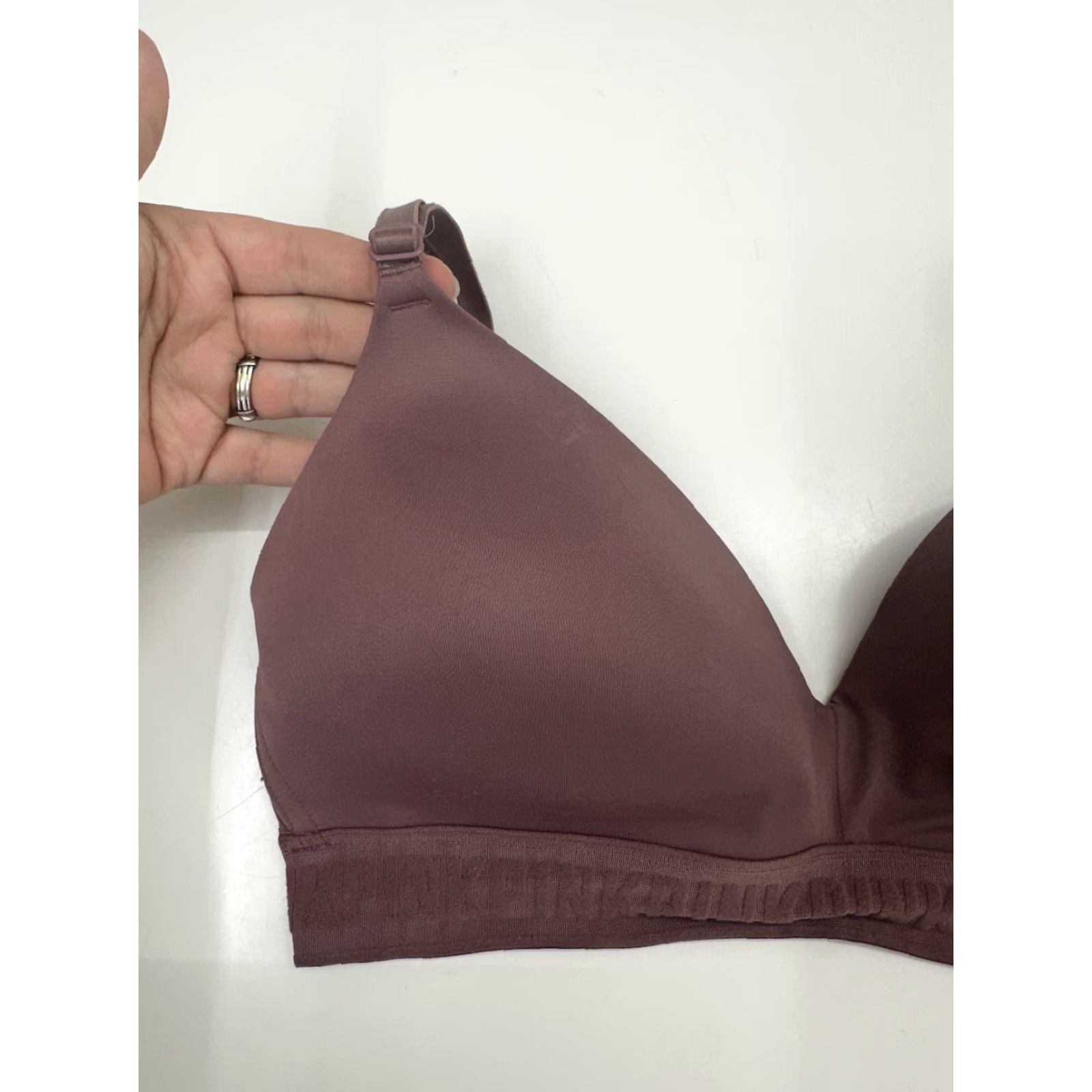 Pinko PINK Bra 34D Wear Everywhere Wireless Lightly Lined Purple Adjustable Women Shirt Brand Giftable Size ONE SIZE - 2 Thumbnail