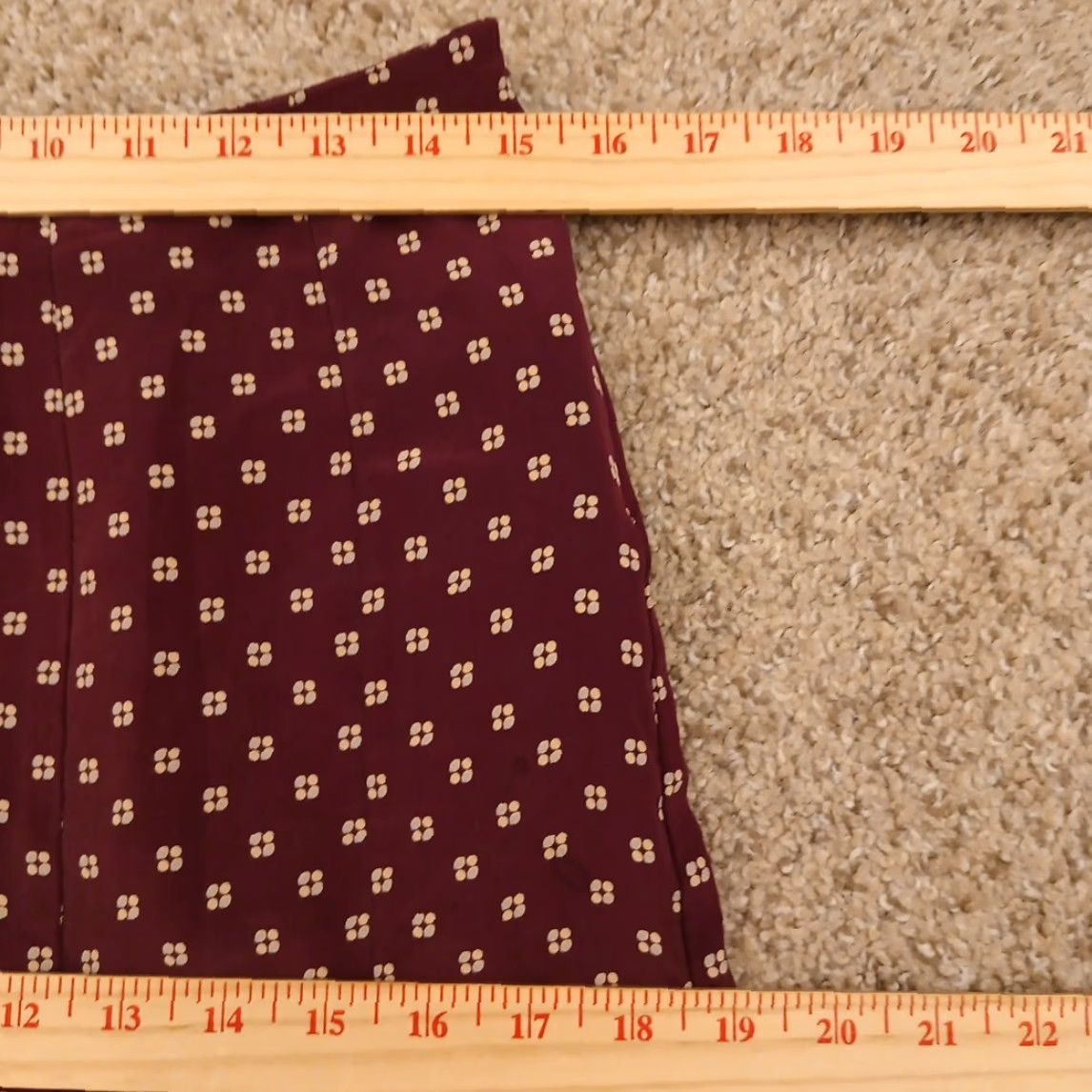 Gap Gap Skirt Women Short Purple Geometric Silk Lined Lightweight Trumpet Size 6 Size 28" / US 6 / IT 42 - 3 Thumbnail
