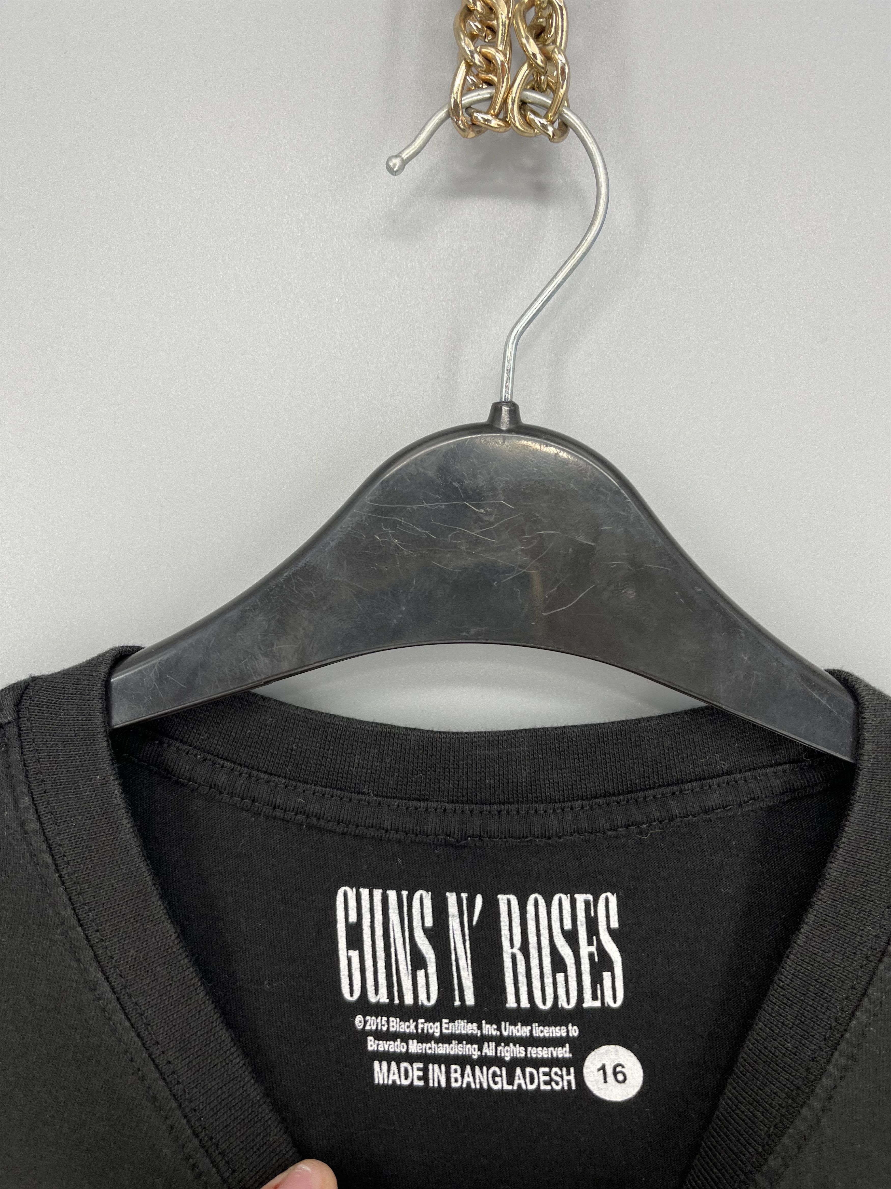 Band Tees Vintage Y2K Guns And Roses Tee Band Rock Metal Streetwear Size US S / EU 44-46 / 1 - 9 Thumbnail