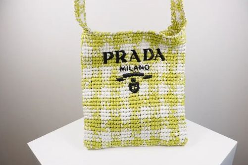 Prada Triangle Logo Raffia Shoulder Bag Yellow Size ONE SIZE - 1 Preview